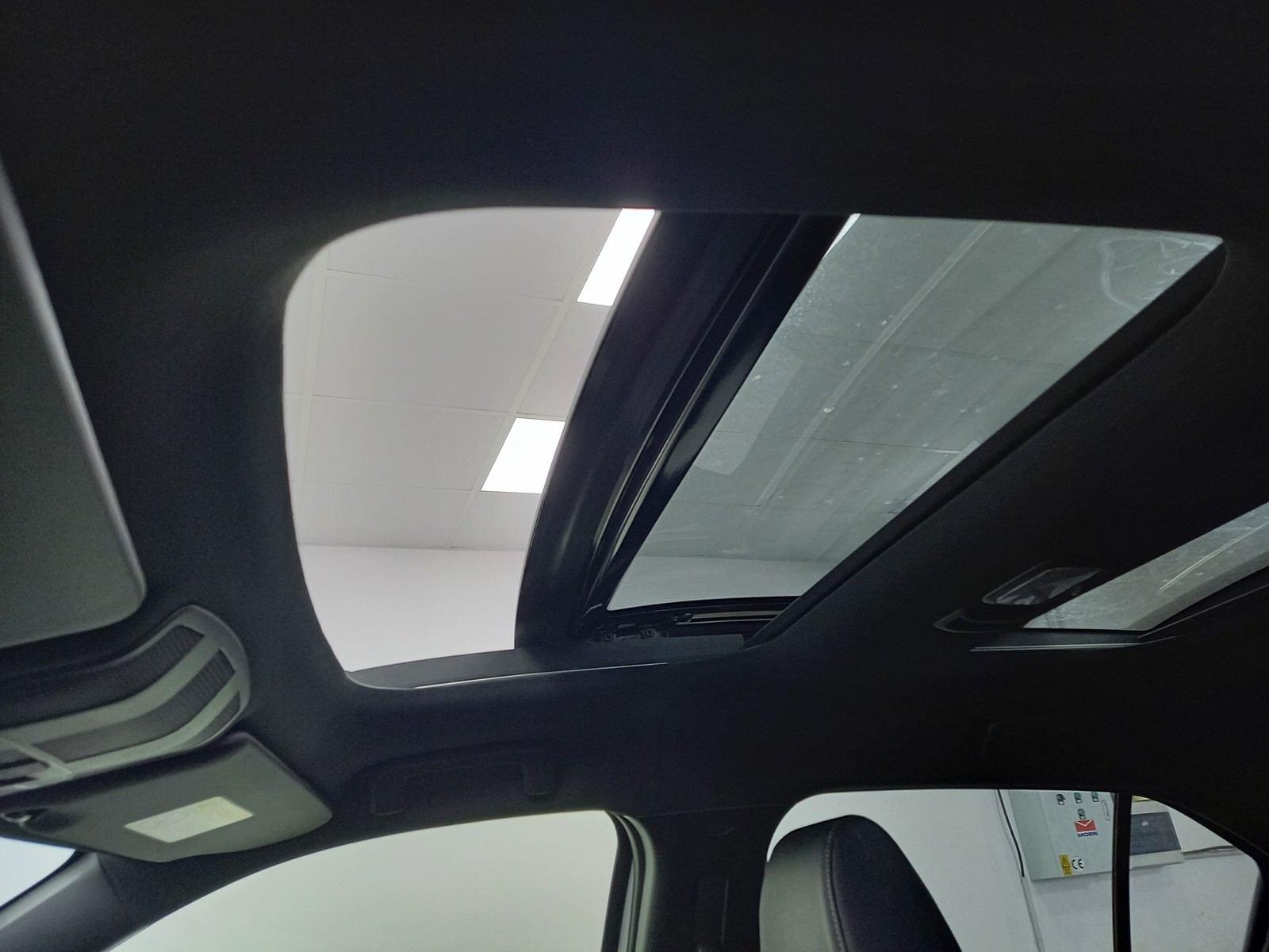 MITSUBISHI ECLIPSE CROSS PHEV KAITEKI+4 17 