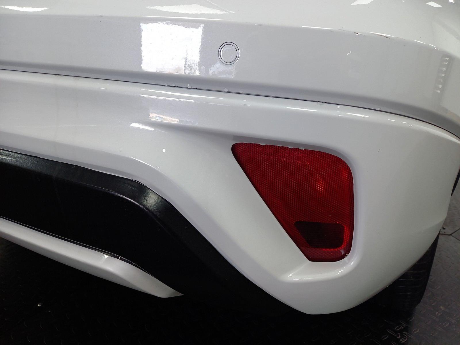 MITSUBISHI ECLIPSE CROSS PHEV KAITEKI+4 32 