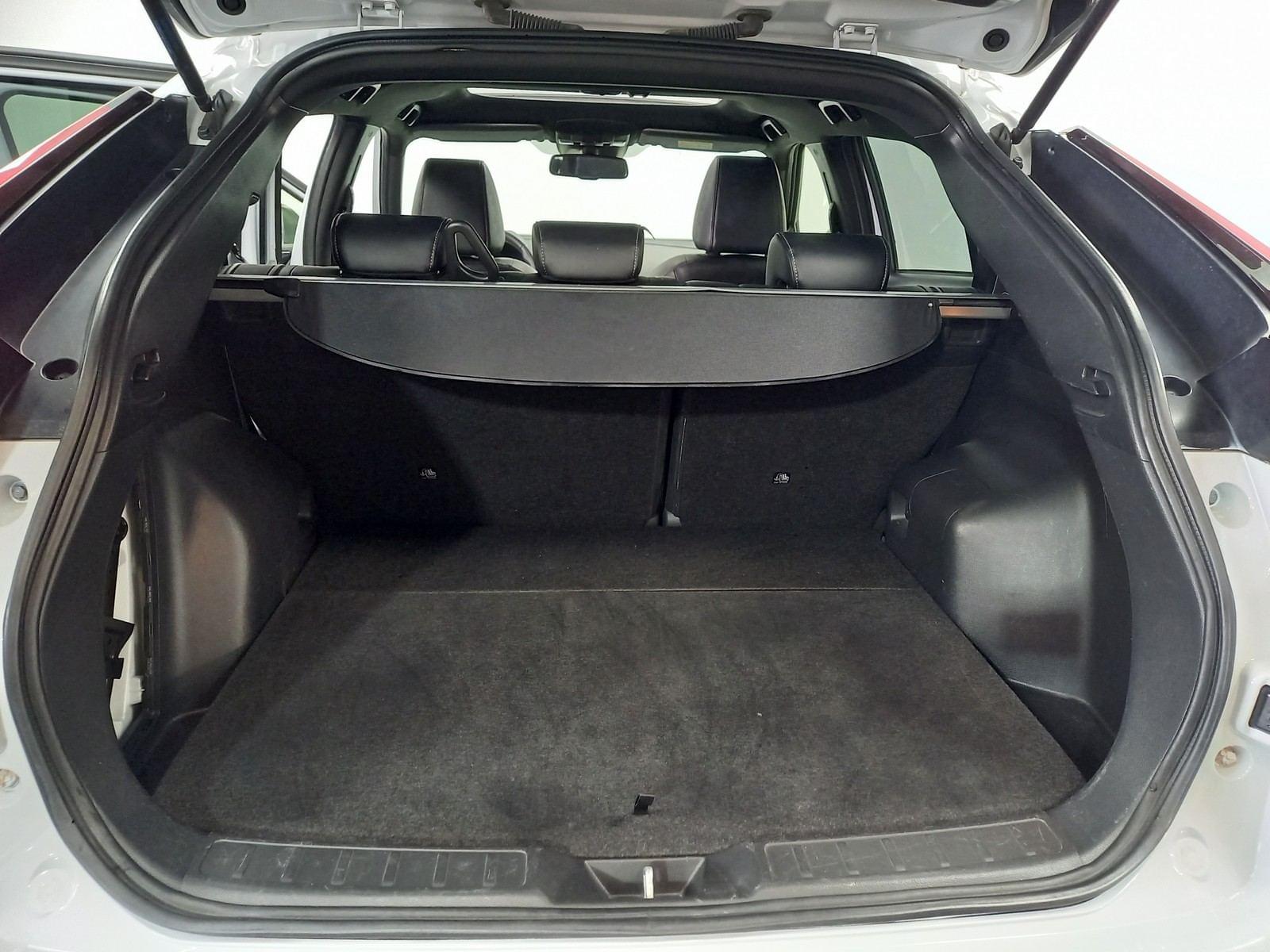 MITSUBISHI ECLIPSE CROSS PHEV KAITEKI+4 39 