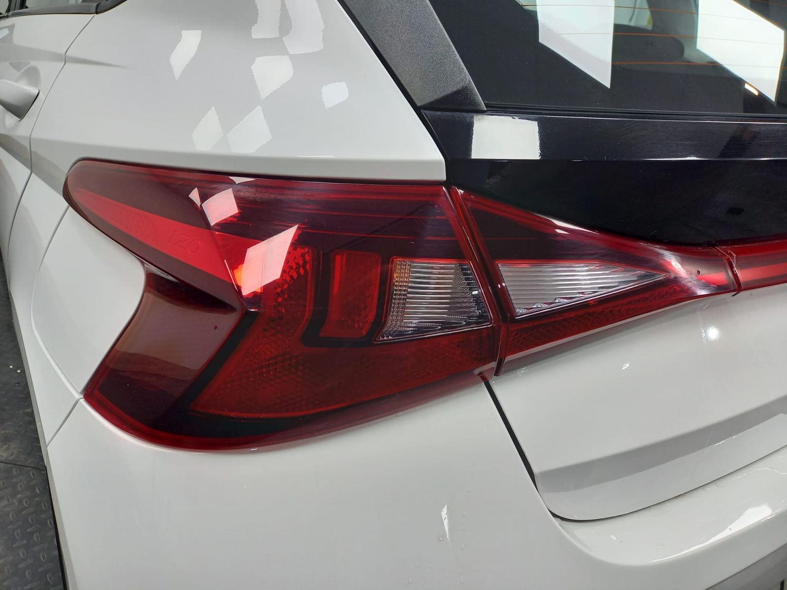 HYUNDAI I20 1.0 TGDI 74kW (100CV) 48V Essence 17