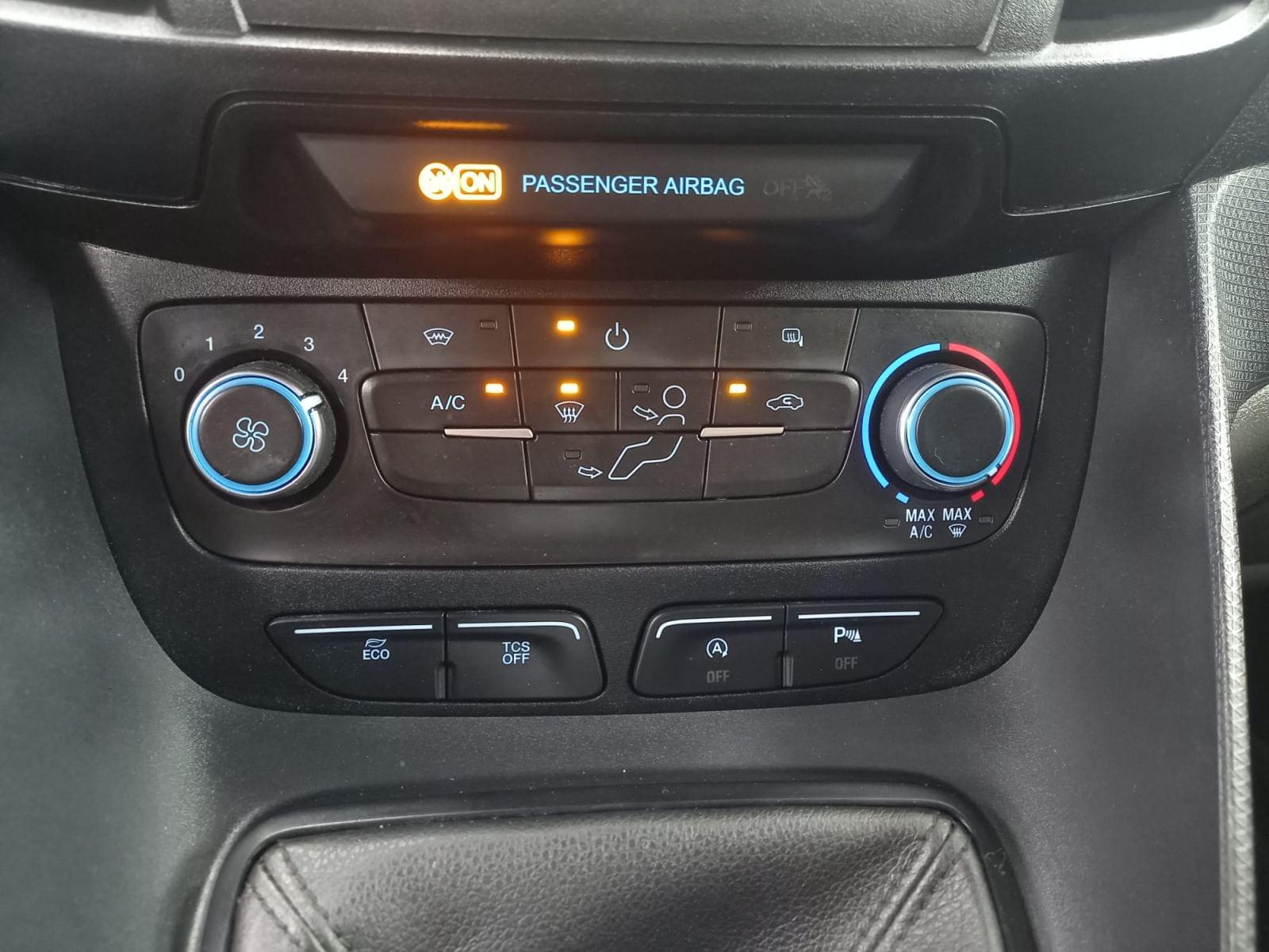 FORD TRANSIT CONNECT 1.5 TDCi 74kW Trend 240 L2 16