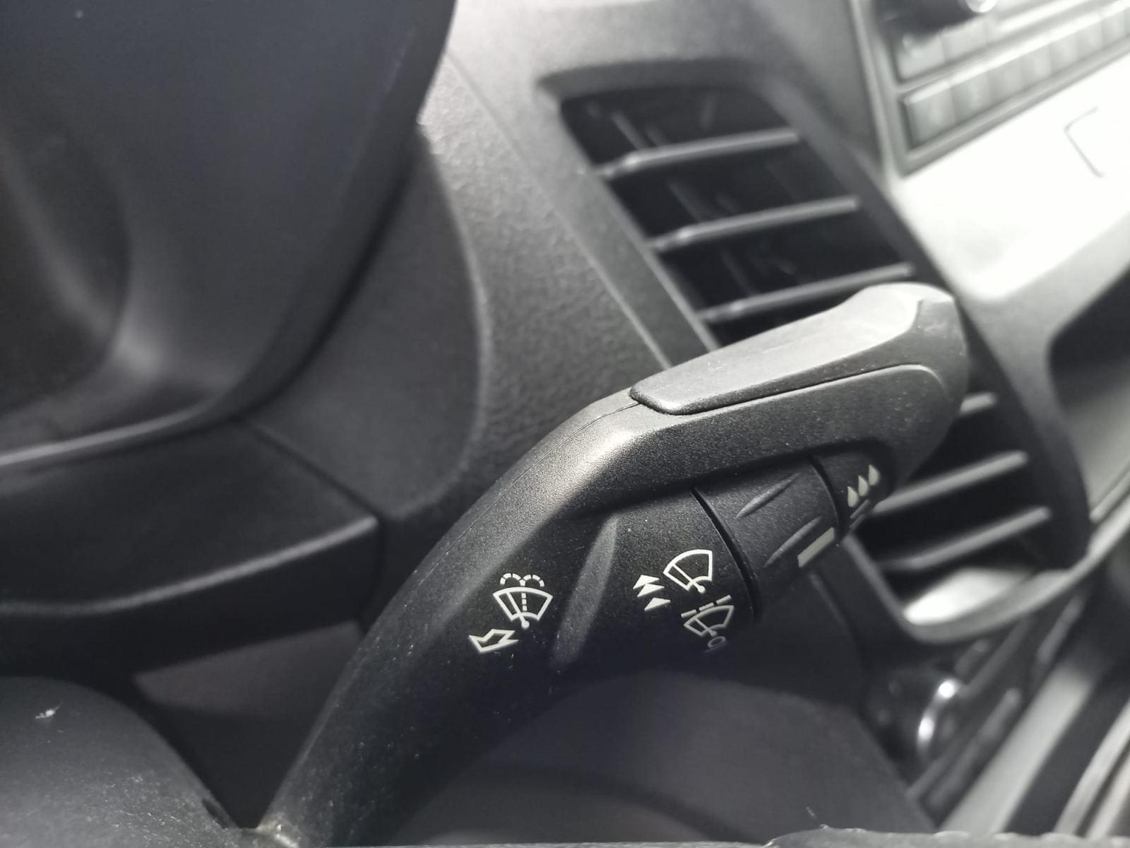 FORD TRANSIT CONNECT 1.5 TDCi 74kW Trend 240 L2 27