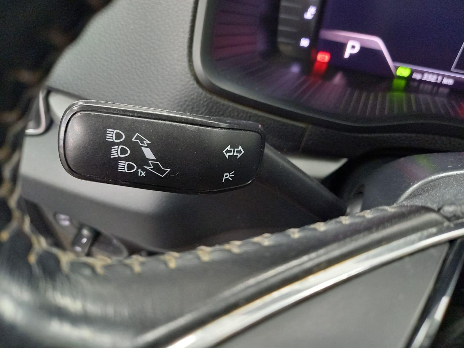 SKODA KAROQ 2.0 TDI 110kW (150CV) DSG 4X4 Ambition 15