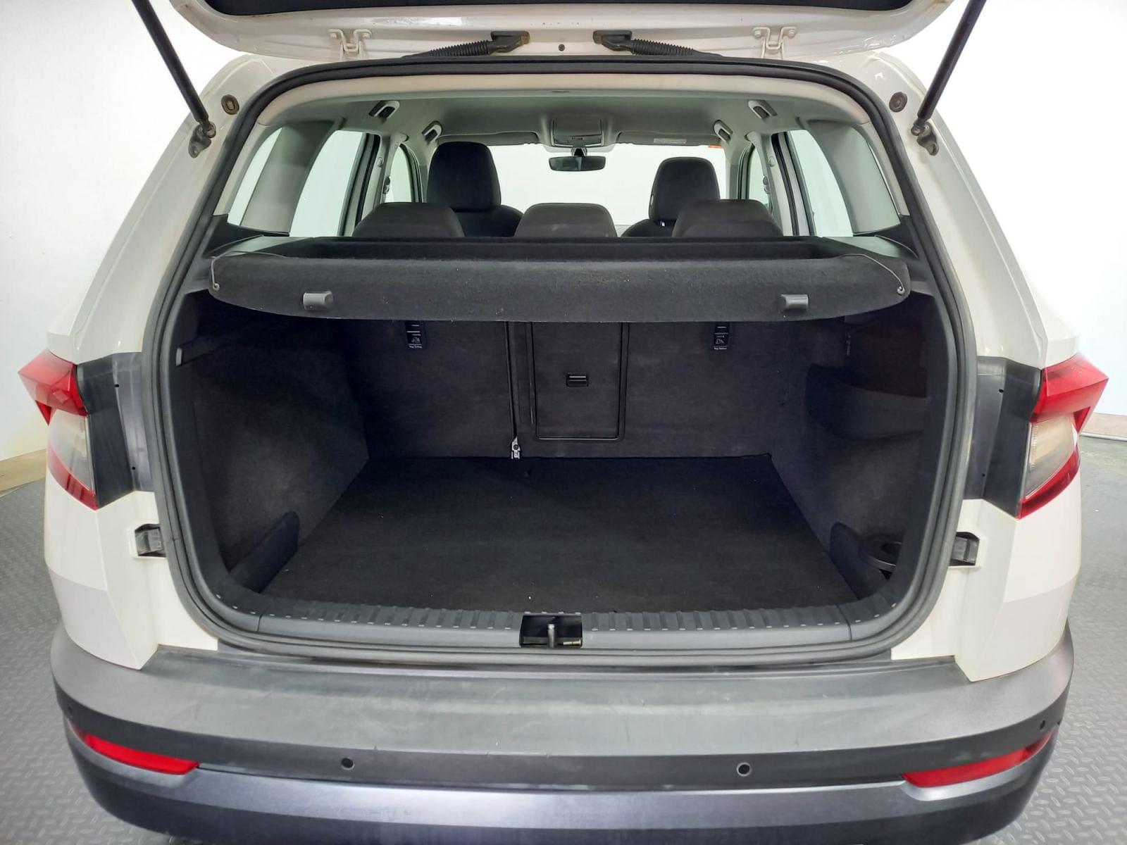 SKODA KAROQ 2.0 TDI 110kW (150CV) DSG 4X4 Ambition 37