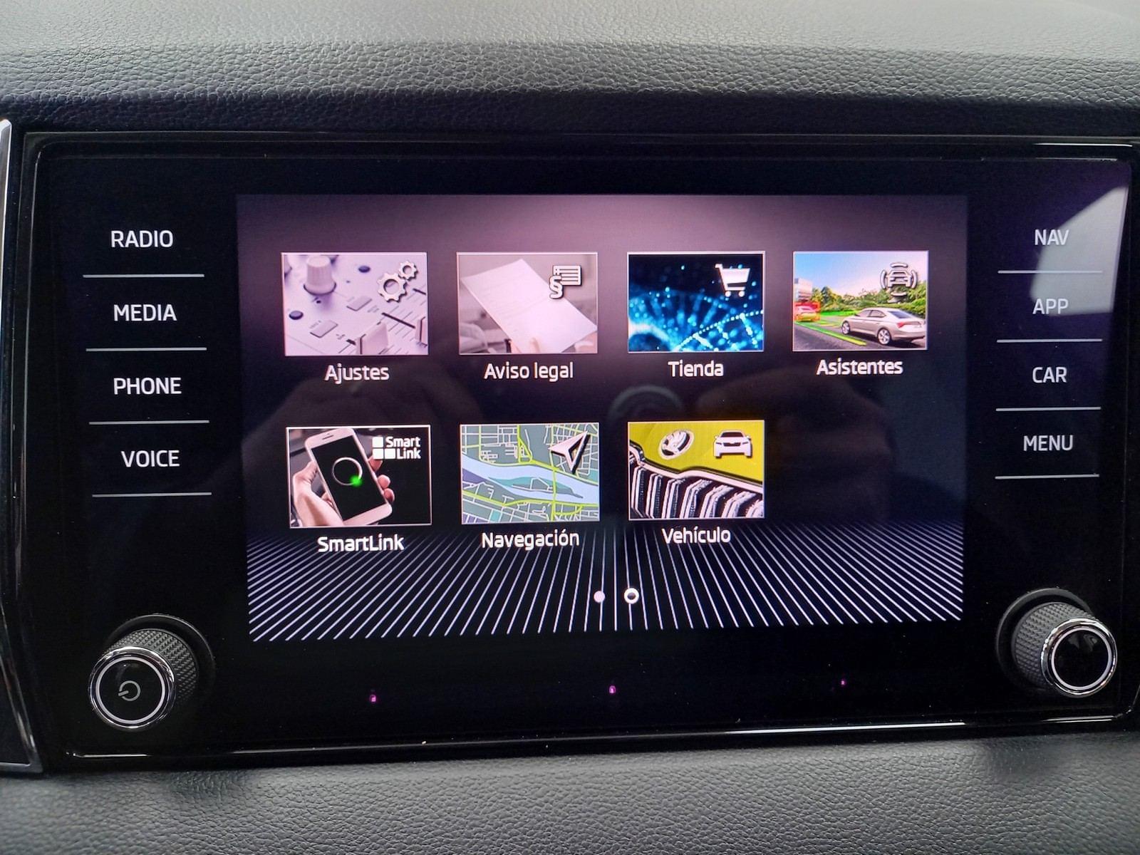 SKODA KAROQ 2.0 TDI 110kW (150CV) DSG 4X4 Ambition 27 