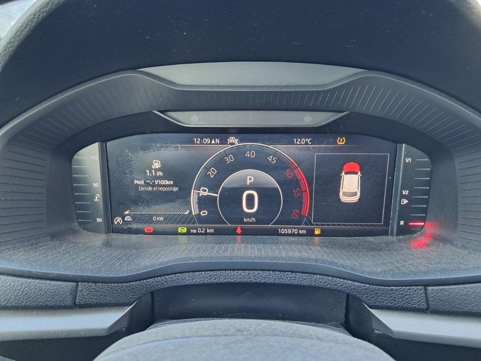 SKODA KAROQ 2.0 TDI 110kW (150CV) DSG 4X4 Ambition 8 