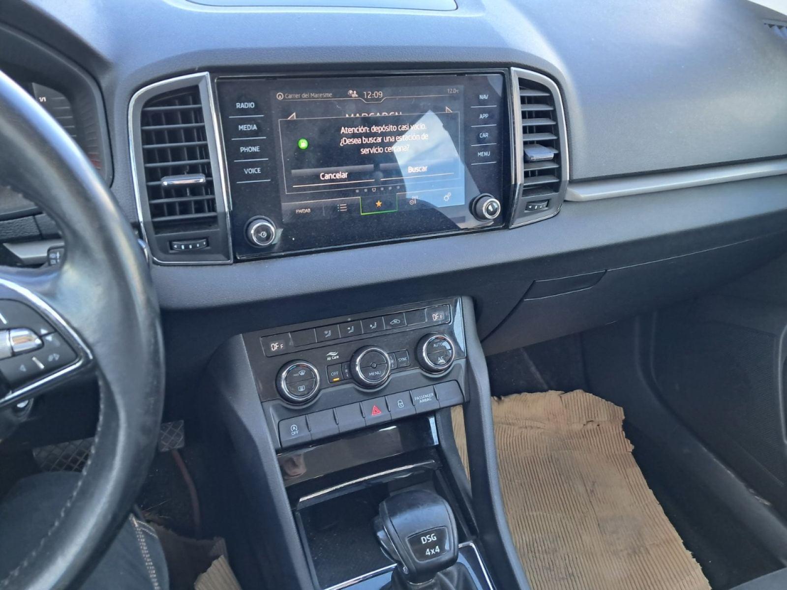 SKODA KAROQ 2.0 TDI 110kW (150CV) DSG 4X4 Ambition 9 