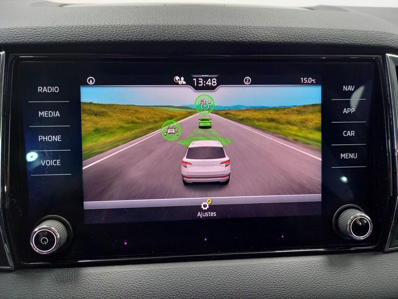 SKODA KAROQ 2.0 TDI 110kW (150CV) DSG 4X4 Ambition 13 