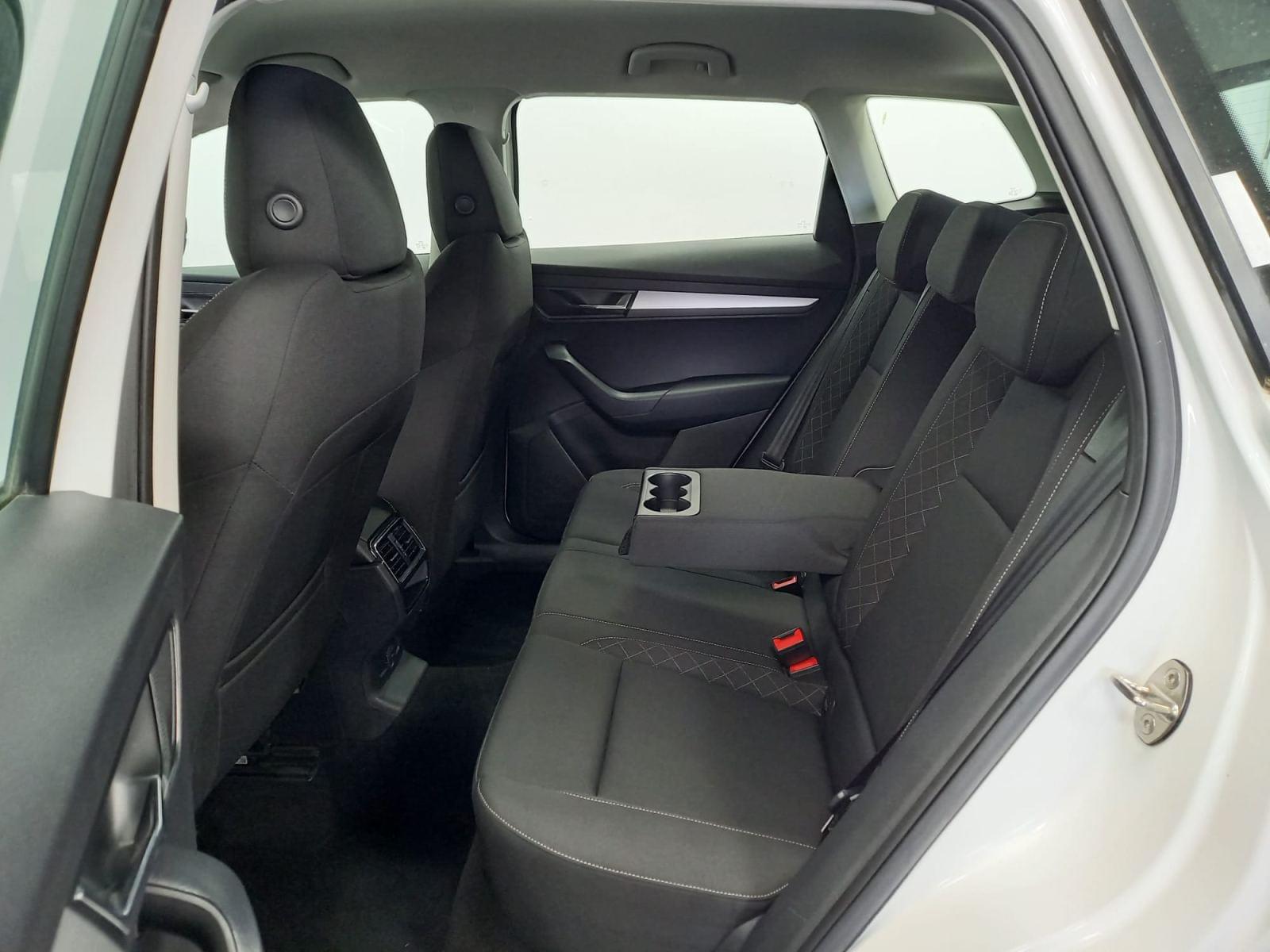 SKODA KAROQ 2.0 TDI 110kW (150CV) DSG 4X4 Ambition 28 