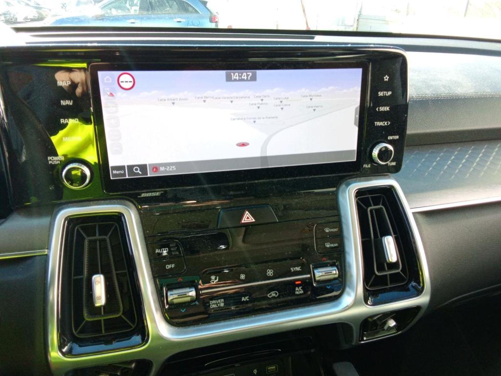 KIA SORENTO 1.6 T-GDi HEV Emotion 4x2 7pl 8