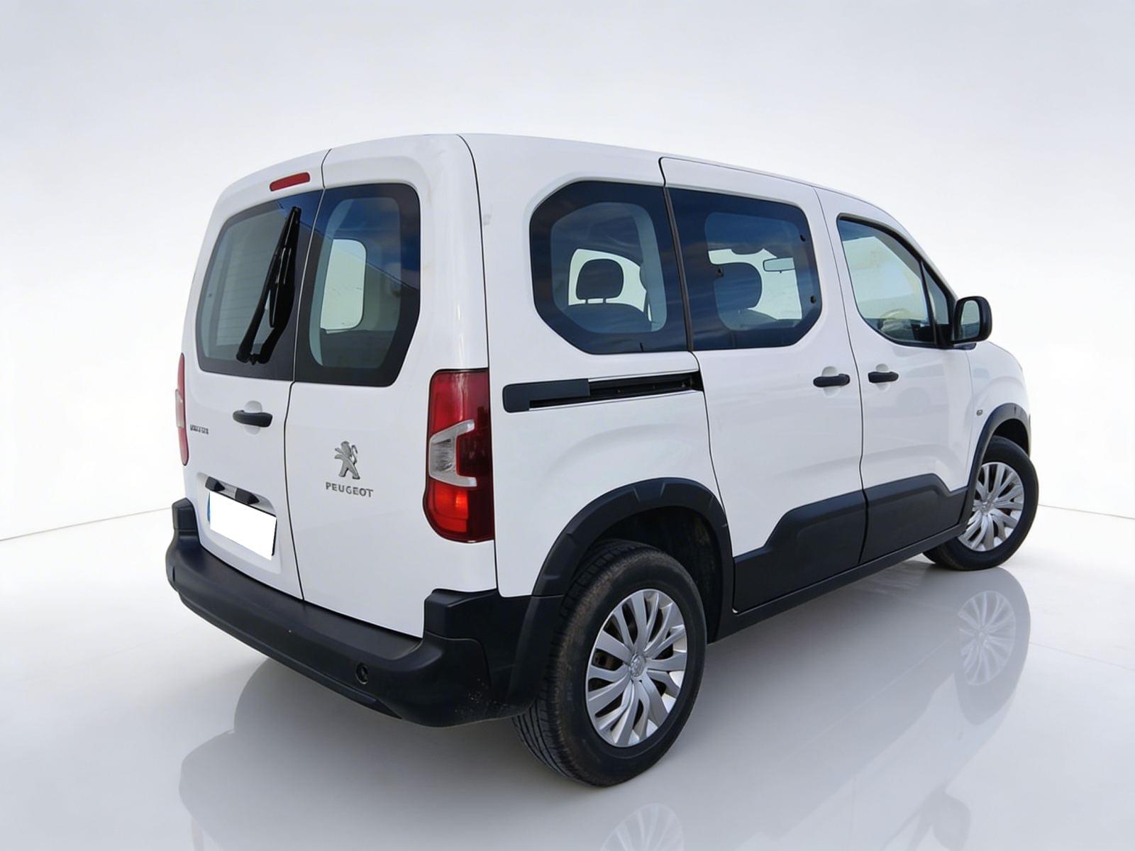 PEUGEOT RIFTER combi Access Standard BlueHDi 73kW (AC) 2 