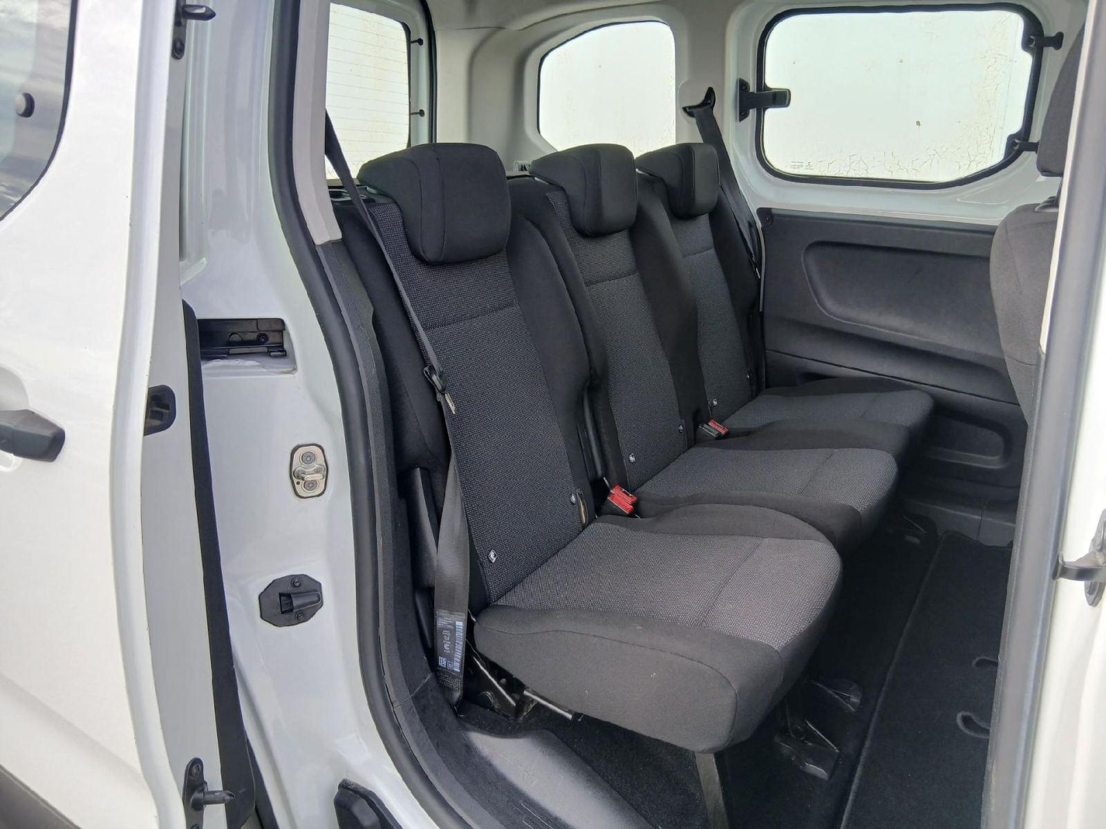 PEUGEOT RIFTER combi Access Standard BlueHDi 73kW (AC) 7 