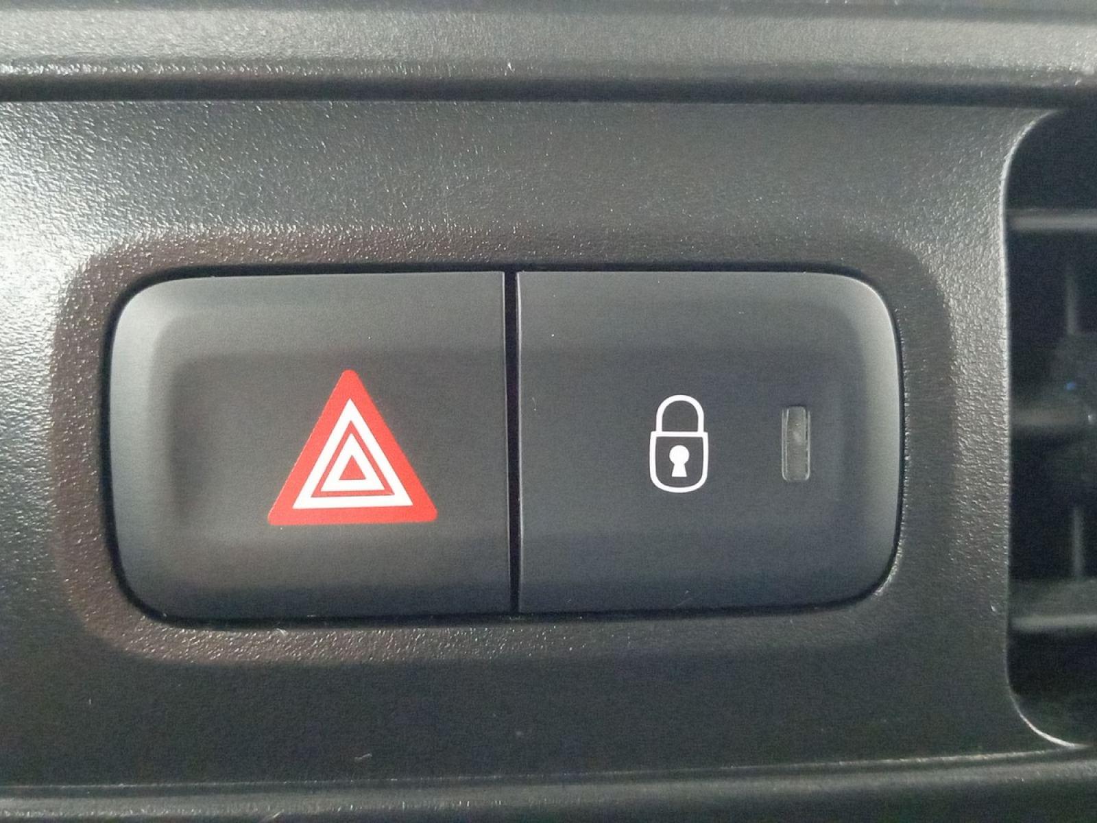 PEUGEOT RIFTER combi Access Standard BlueHDi 73kW (AC) 21 