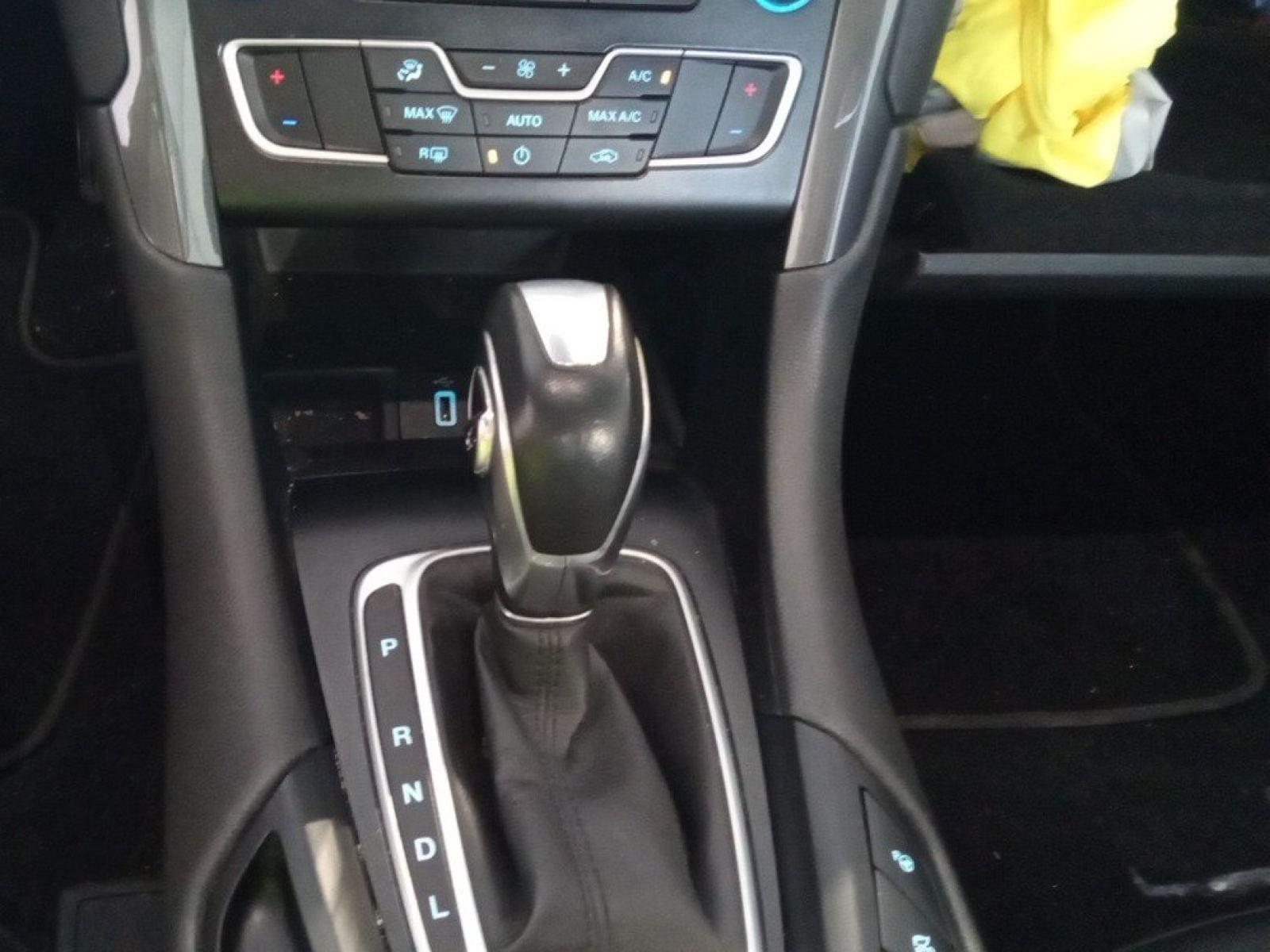 FORD MONDEO 2.0 Hibrido 138kW (187CV) Trend HEV Auto 12 