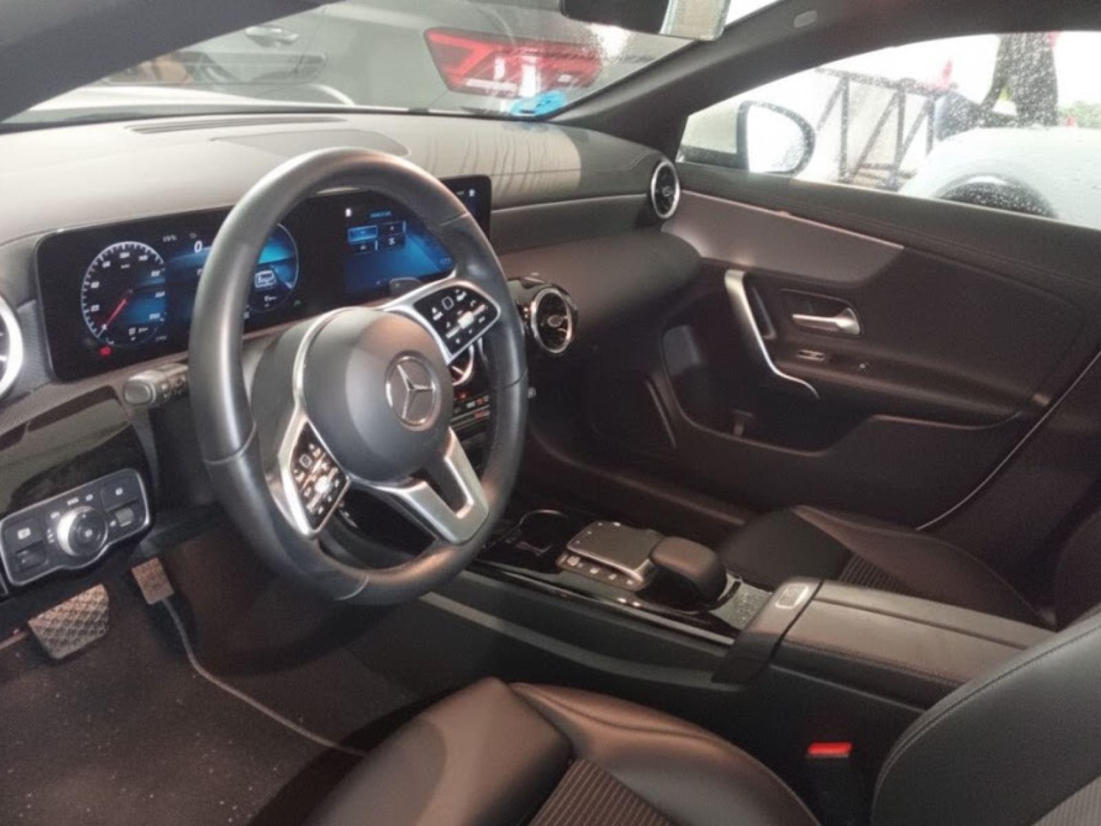 MERCEDES CLASE CLA 250 e Shooting Brake 6 