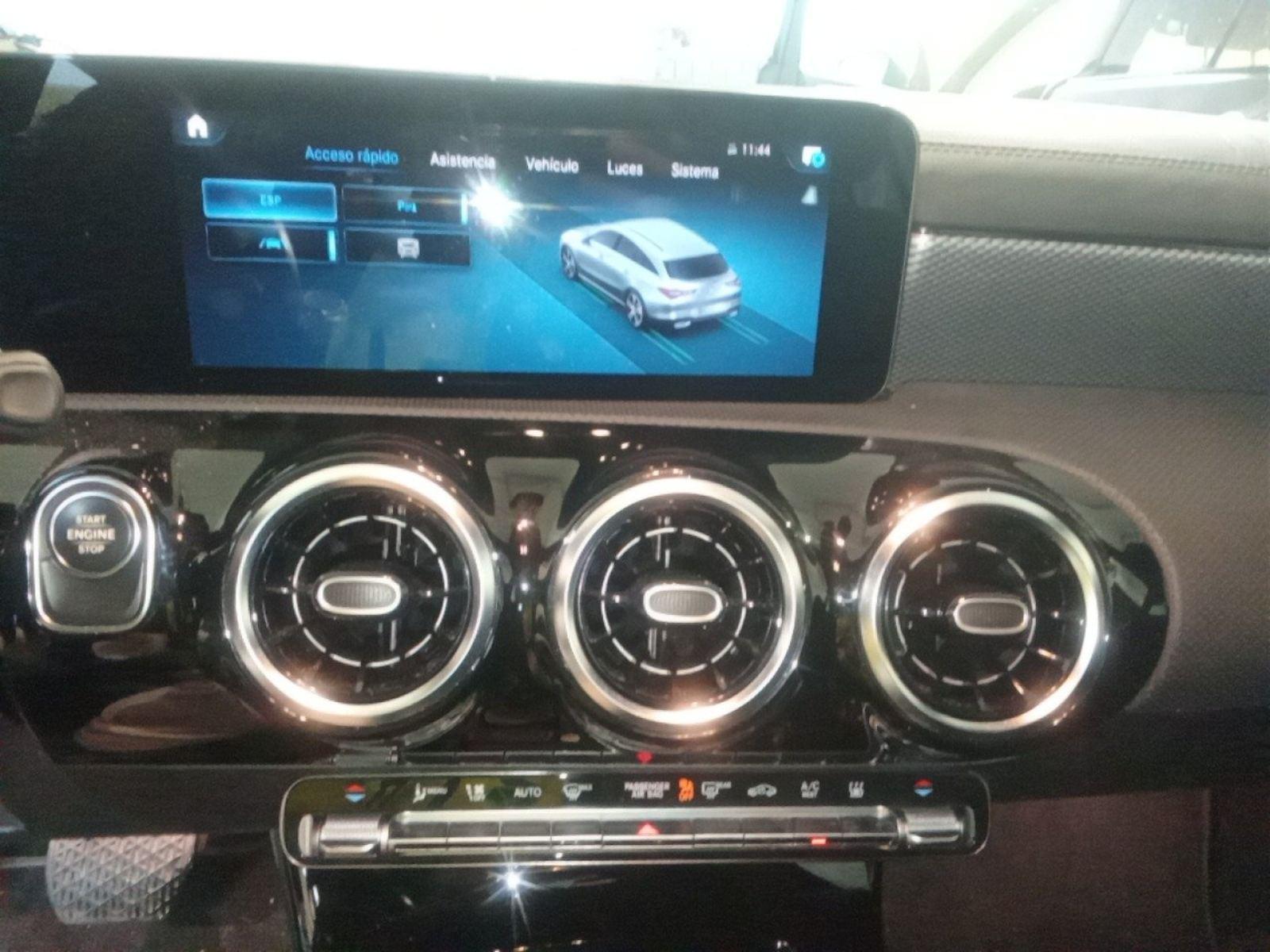 MERCEDES CLASE CLA 250 e Shooting Brake 8 