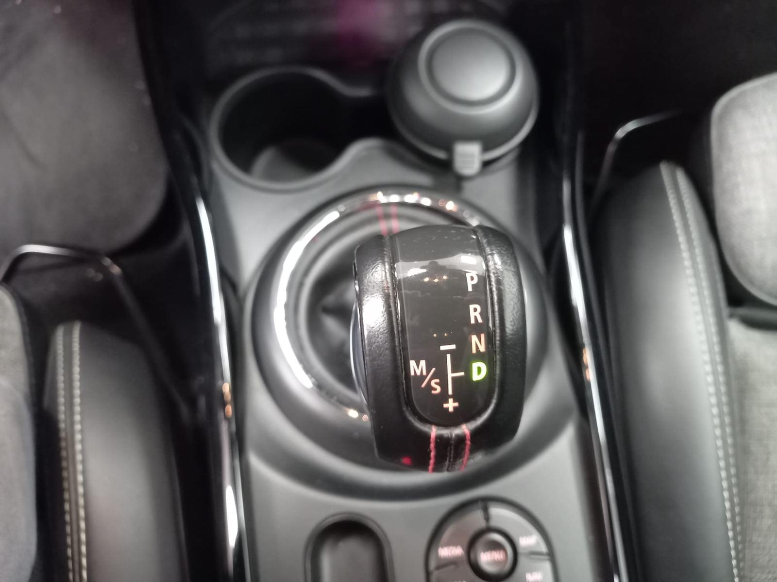 MINI CLUBMAN COOPER S 23