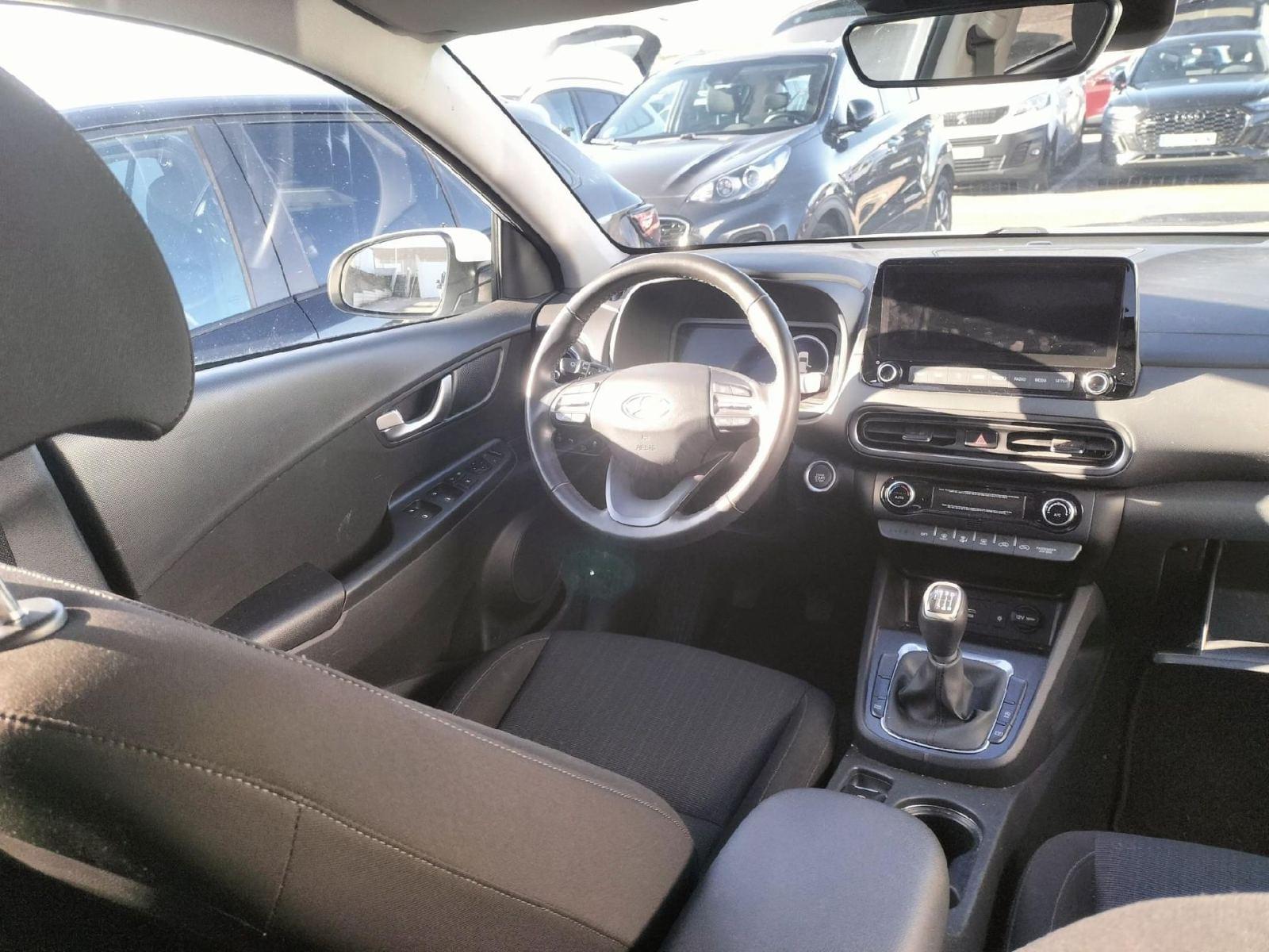 HYUNDAI KONA todoterreno 1.0 TGDI 48V Tecno 4X2 3 
