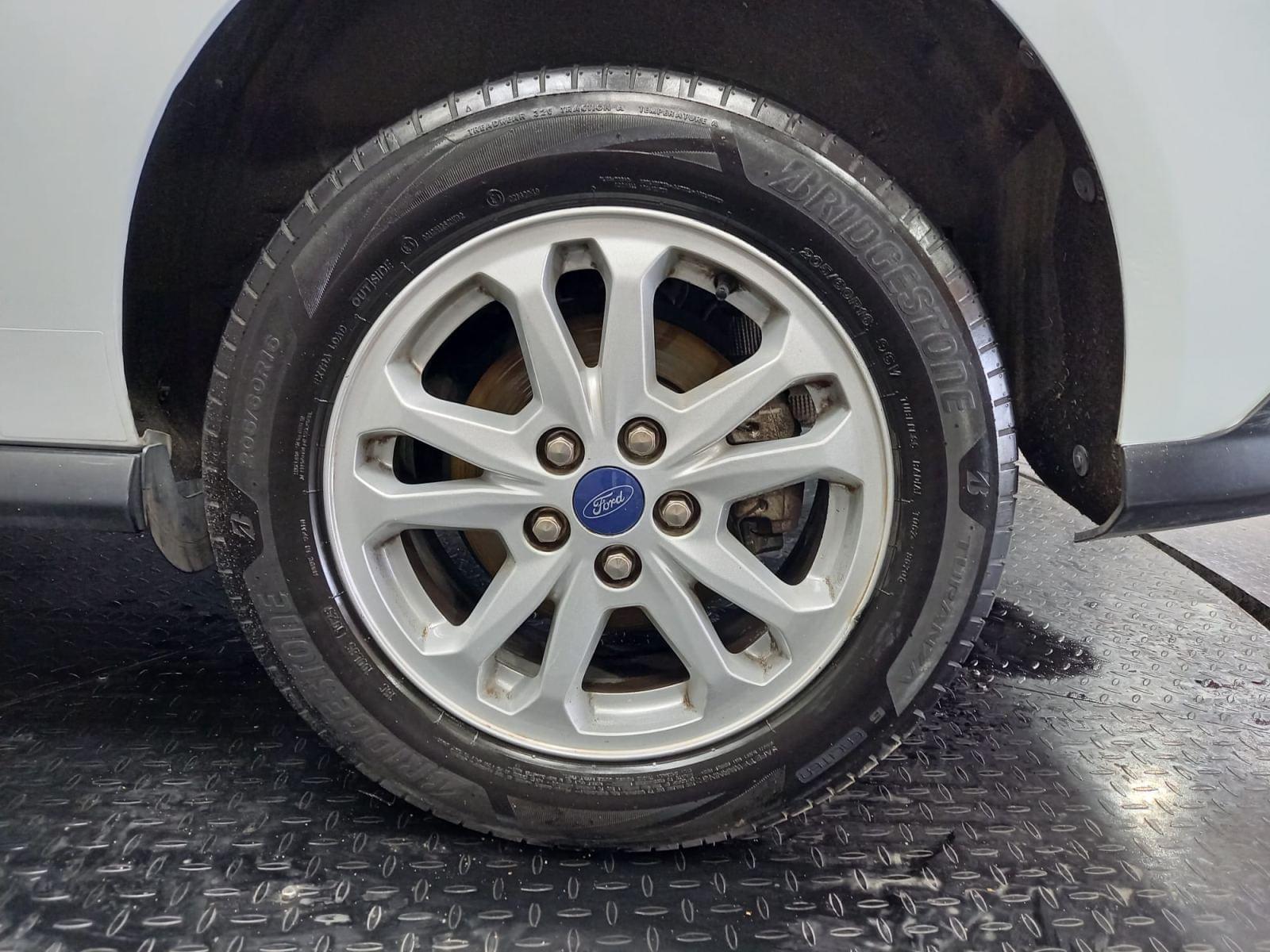 FORD TRANSIT CONNECT 1.5 TDCi 74kW Trend 240 L2 15 