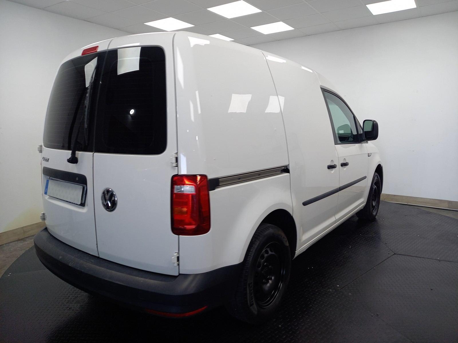 VOLKSWAGEN CADDY Profesional Furgón 2.0 TDI 75kW BMT (CX) 4 