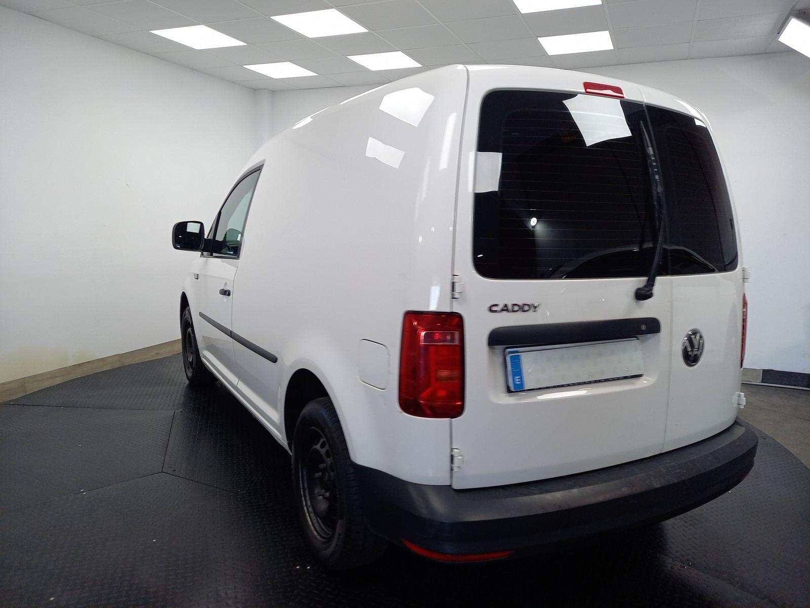 VOLKSWAGEN CADDY Profesional Furgón 2.0 TDI 75kW BMT (CX) 6 