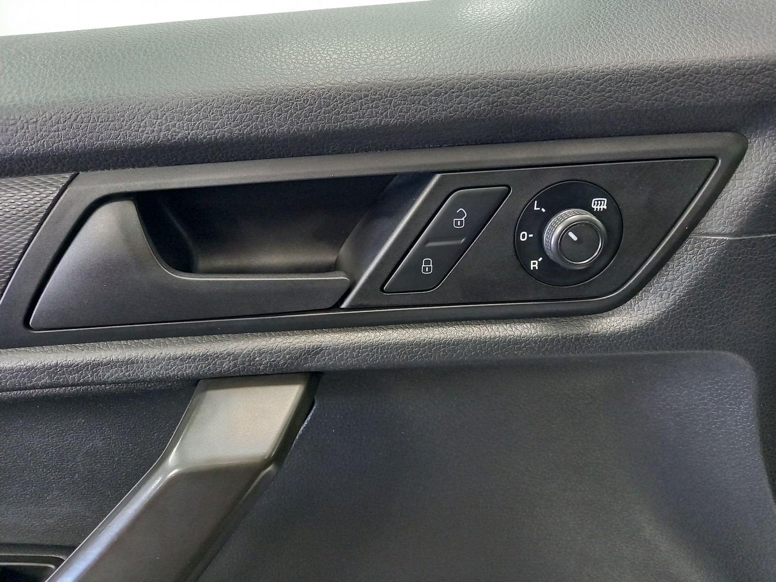 VOLKSWAGEN CADDY Profesional Furgón 2.0 TDI 75kW BMT (CX) 9 