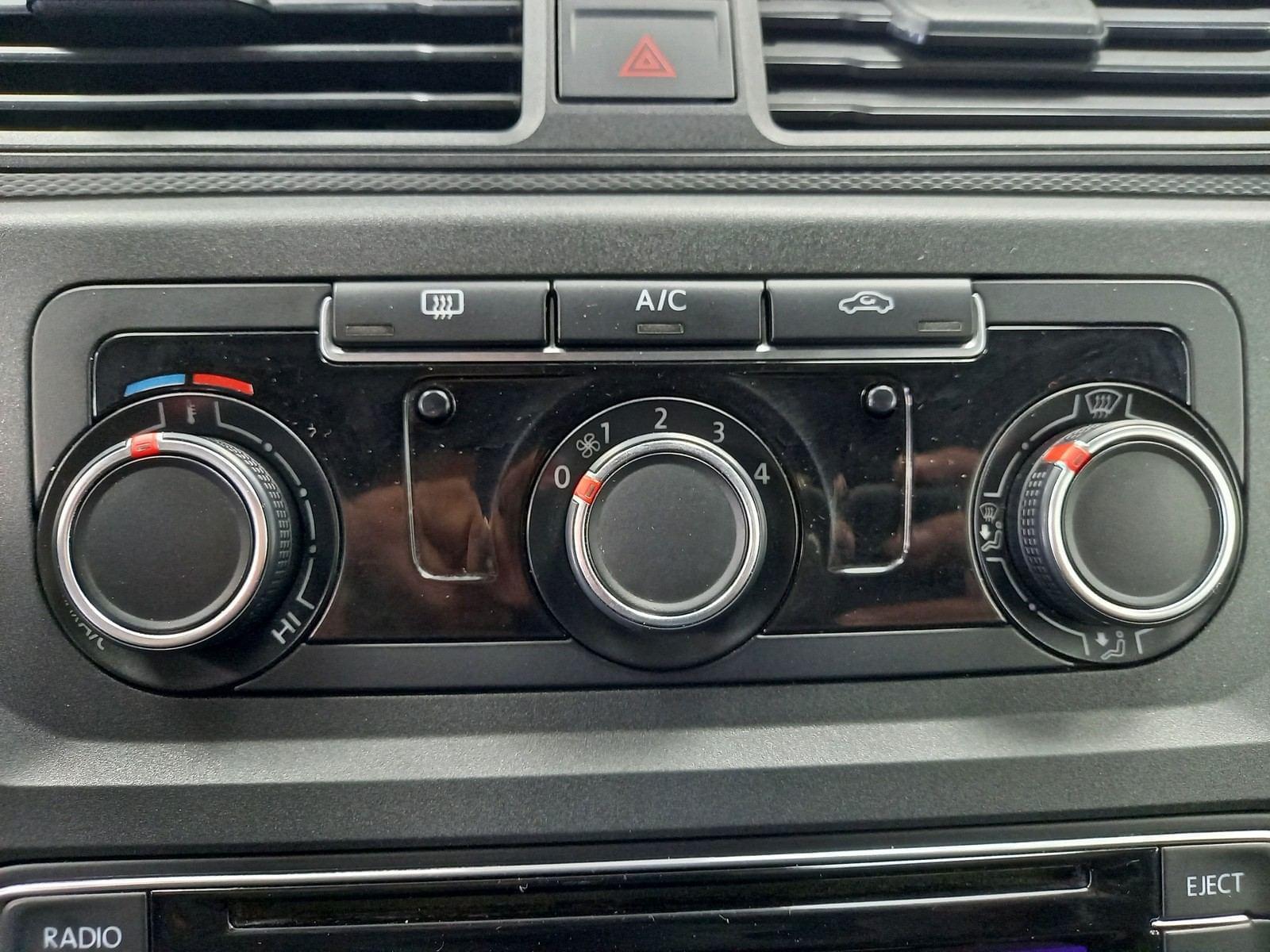 VOLKSWAGEN CADDY Profesional Furgón 2.0 TDI 75kW BMT (CX) 16 