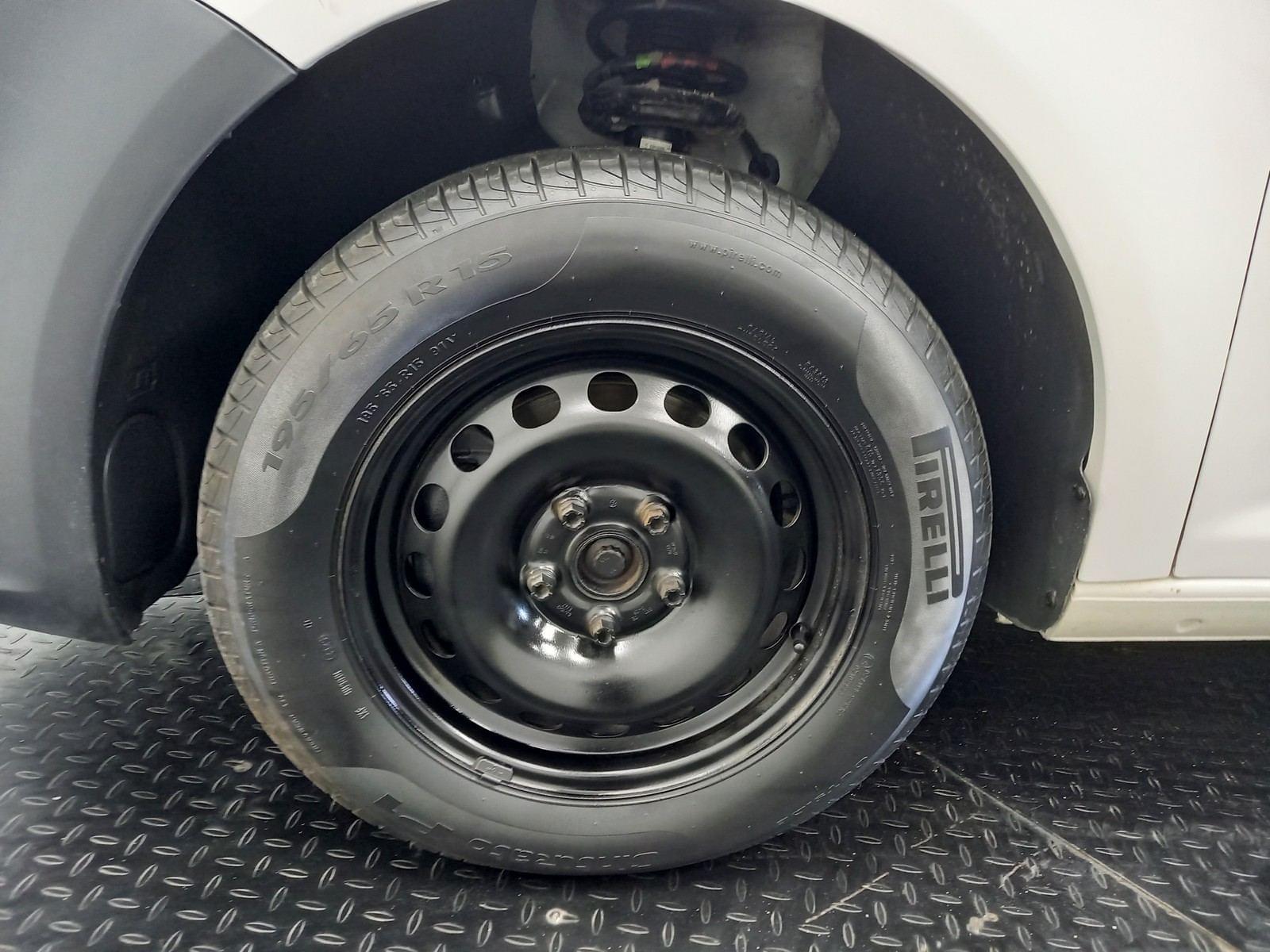 VOLKSWAGEN CADDY Profesional Furgón 2.0 TDI 75kW BMT (CX) 25 