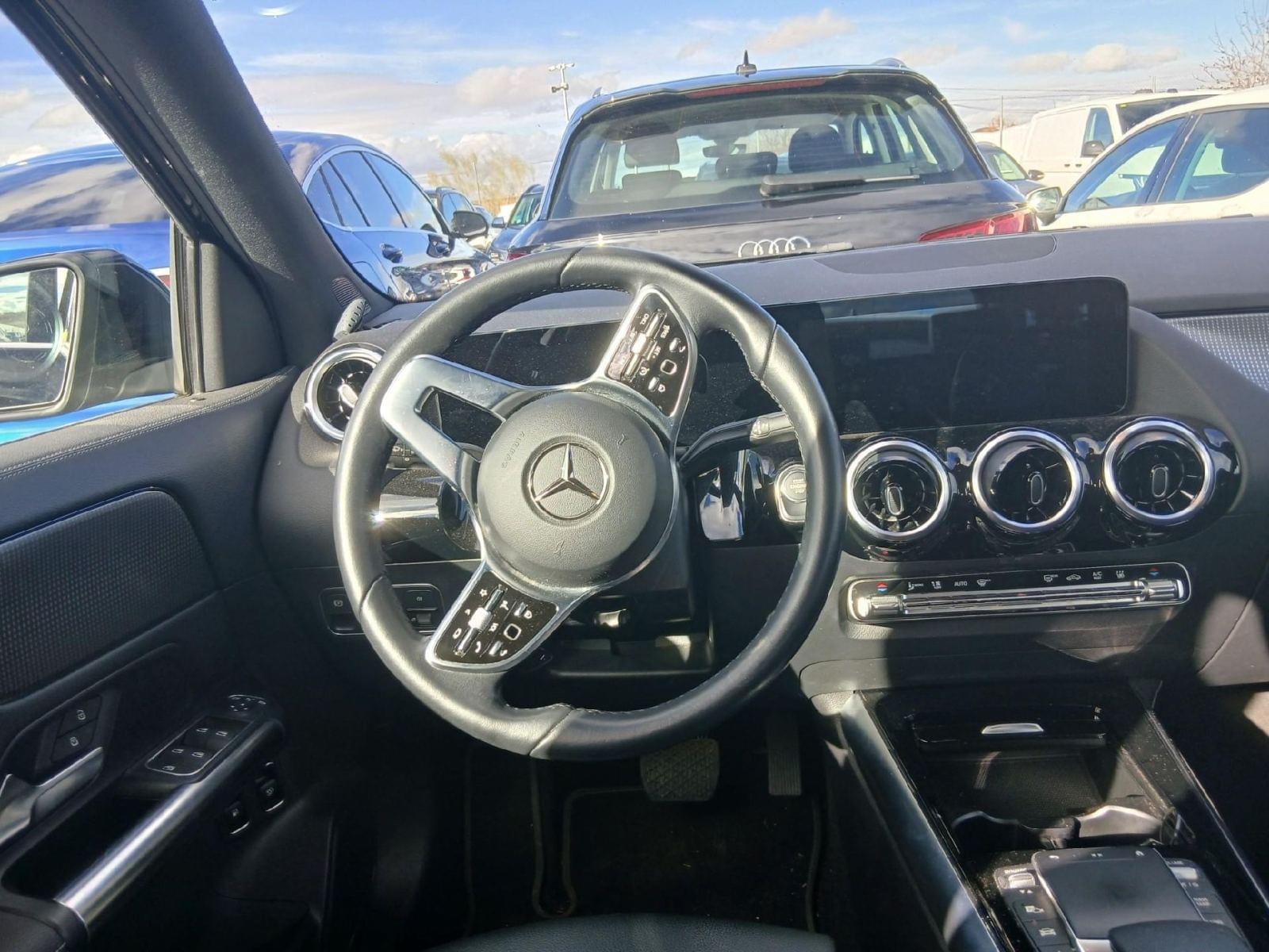MERCEDES CLASE GLA 250 E 3
