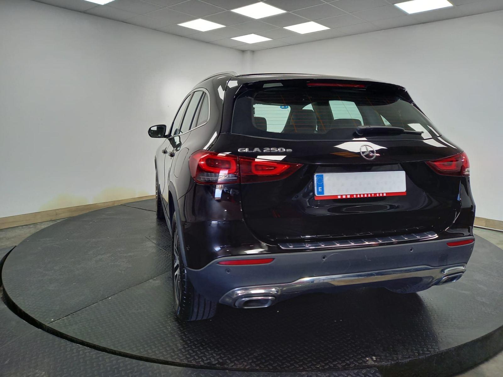 MERCEDES CLASE GLA 250 E 6 