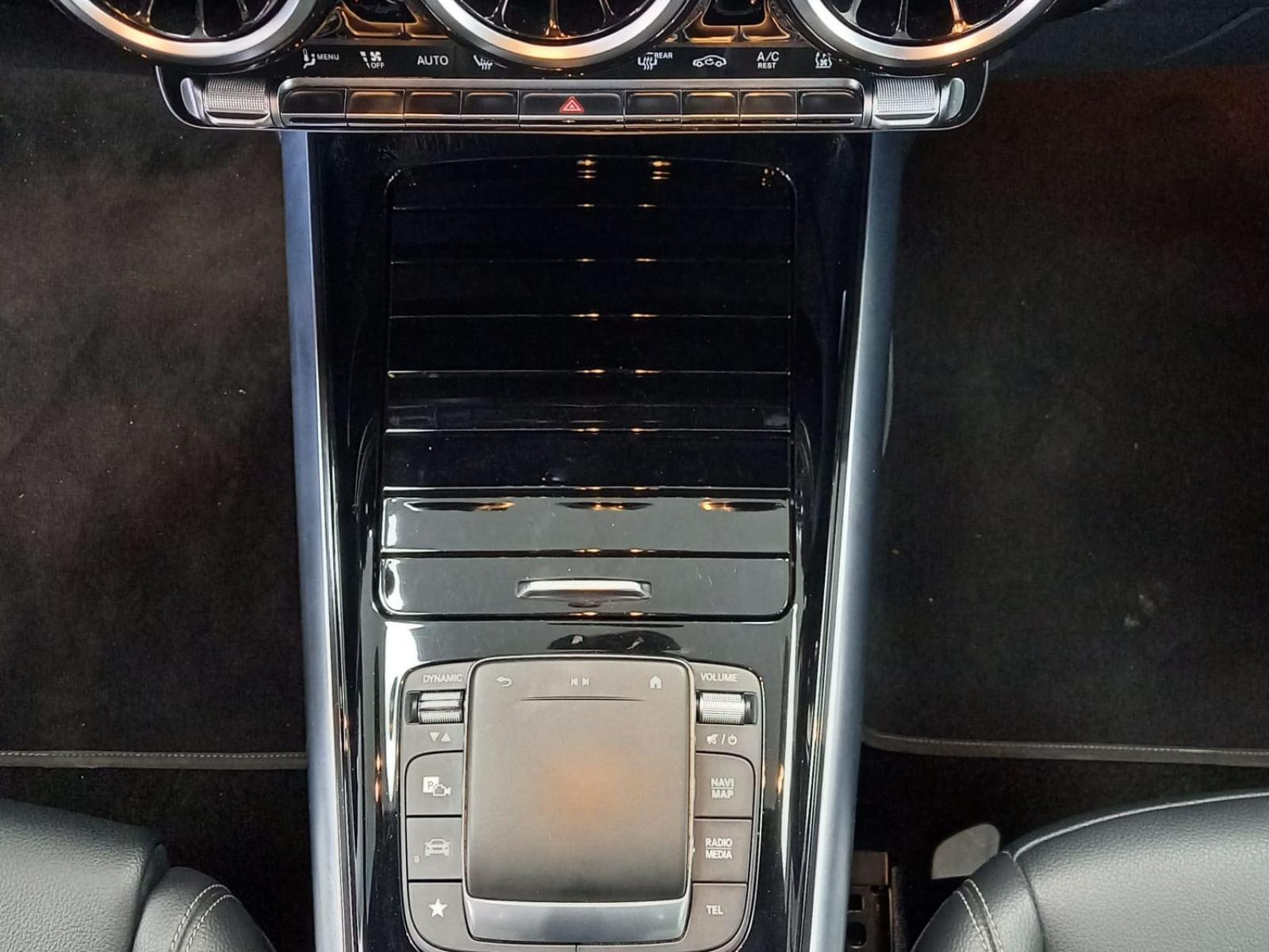 MERCEDES CLASE GLA 250 E 17 