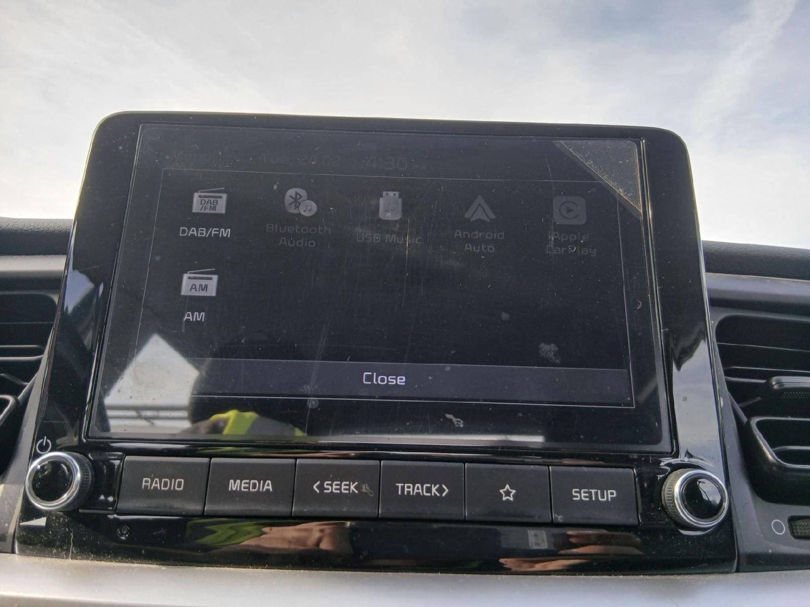 KIA STONIC 1.0 T-GDi 74kW (100CV) MHEV iMT Concept 9 