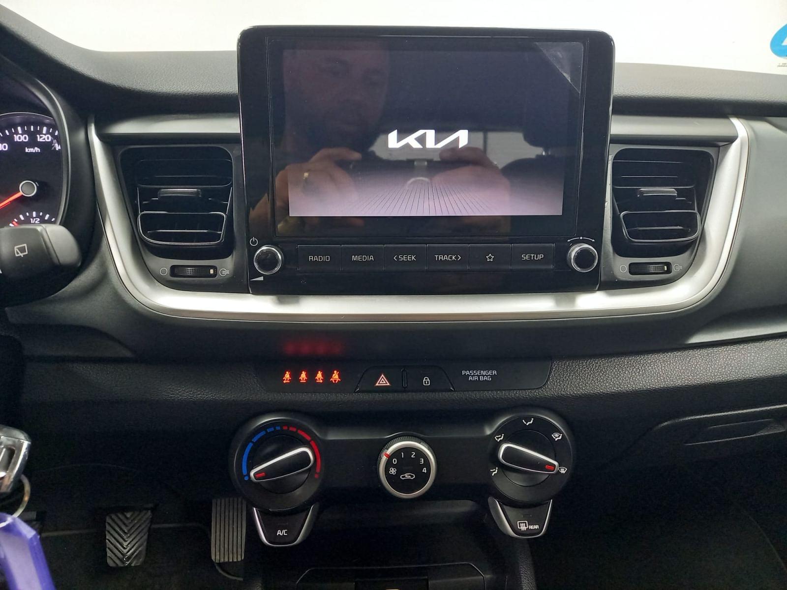 KIA STONIC 1.0 T-GDi 74kW (100CV) MHEV iMT Concept 22 