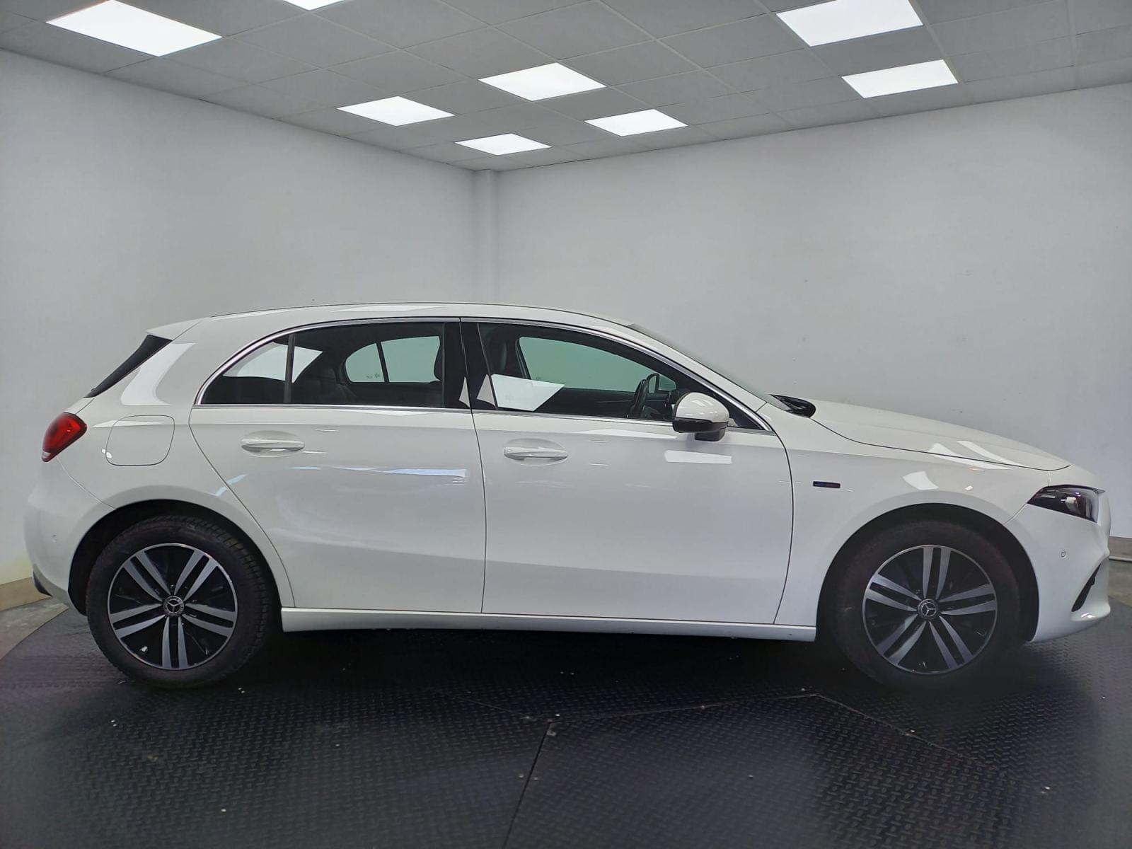 MERCEDES CLASE A 250 e 7 