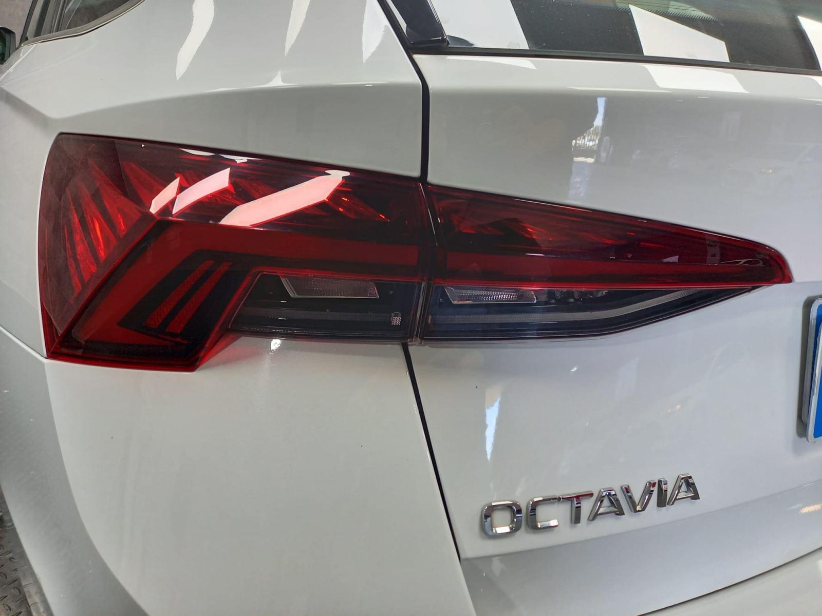 SKODA OCTAVIA Combi 1.0 TSI 81kW(110CV) DSG mHEV Ambi. 31 
