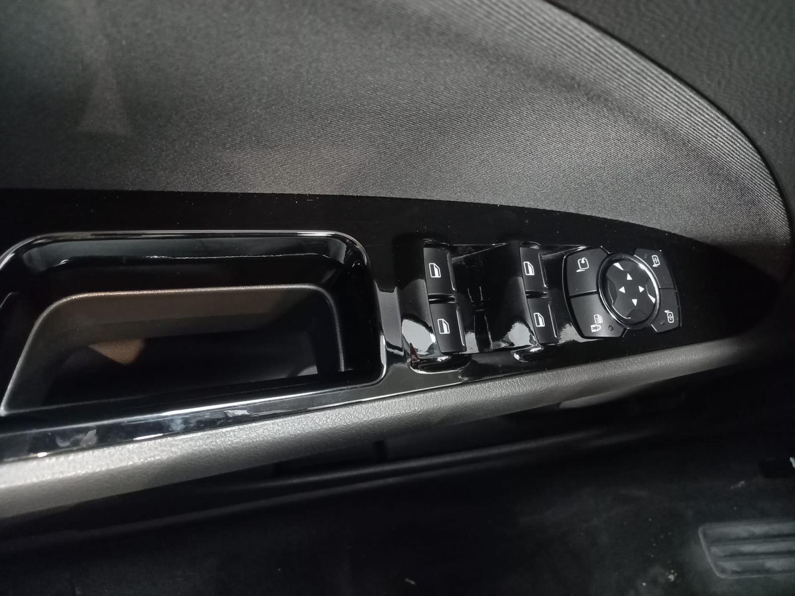 FORD MONDEO 2.0 TDCi 110kW Trend SportBreak 9 