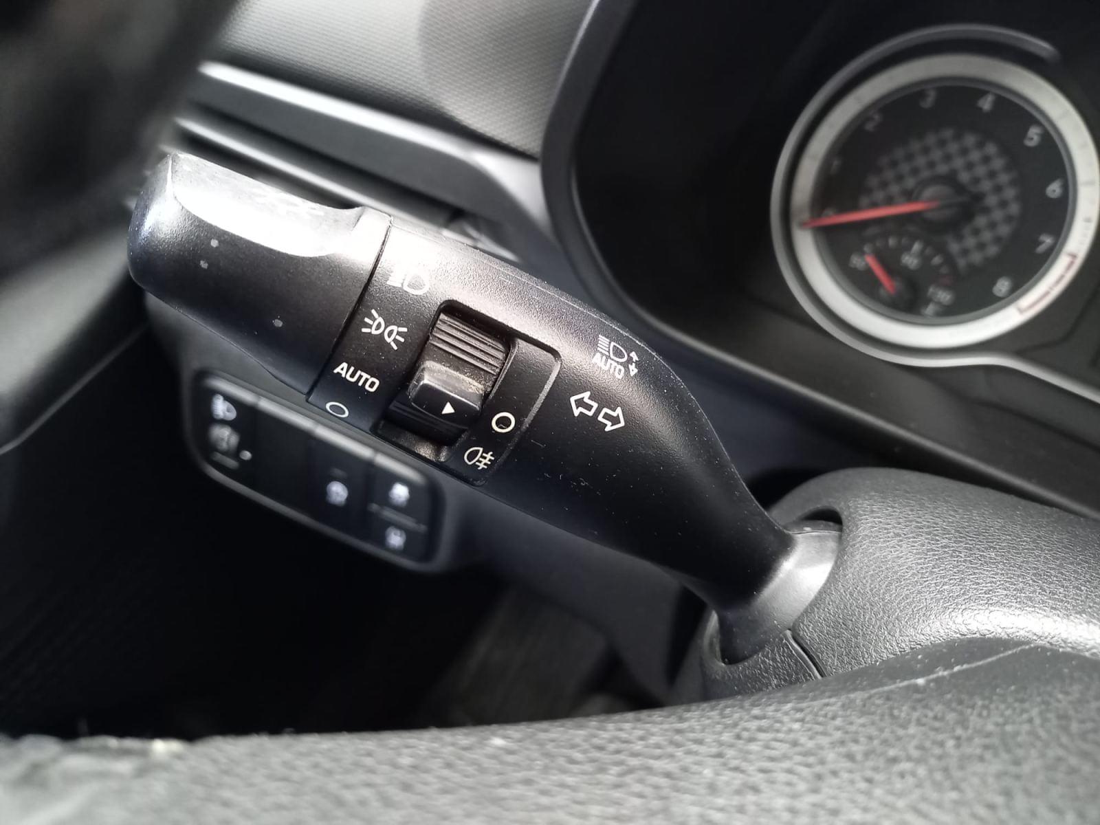 HYUNDAI I20 1.0 TGDI 74kW (100CV) 48V Essence 26 