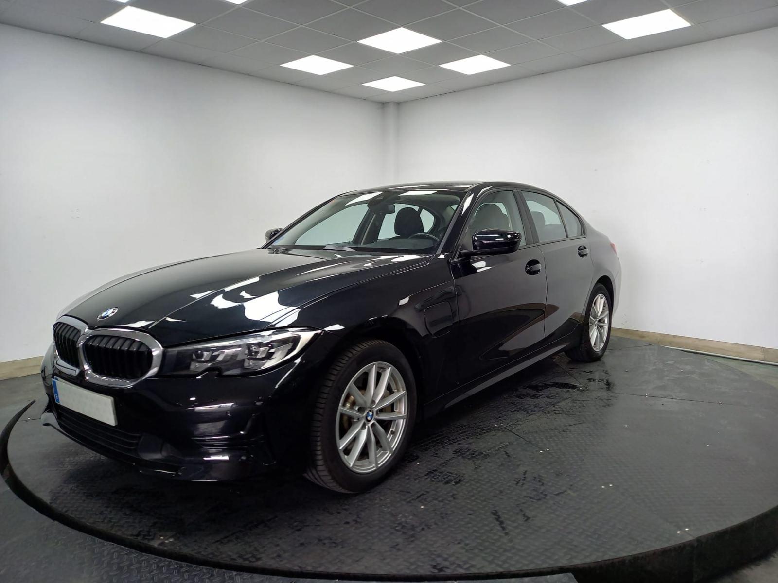 imagen de BMW SERIE 3 330e - REF: 06018