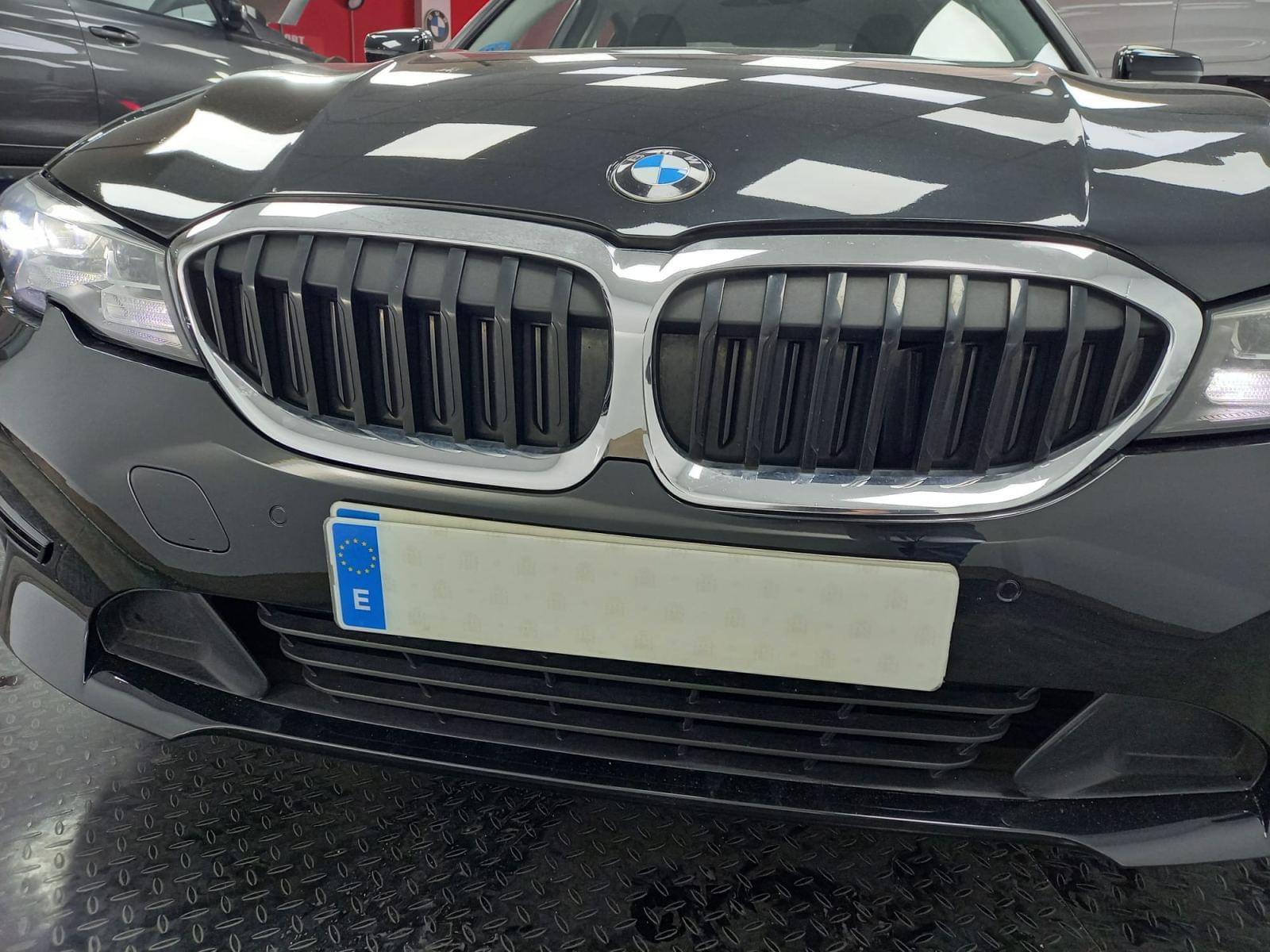 BMW SERIE 3 330e 17