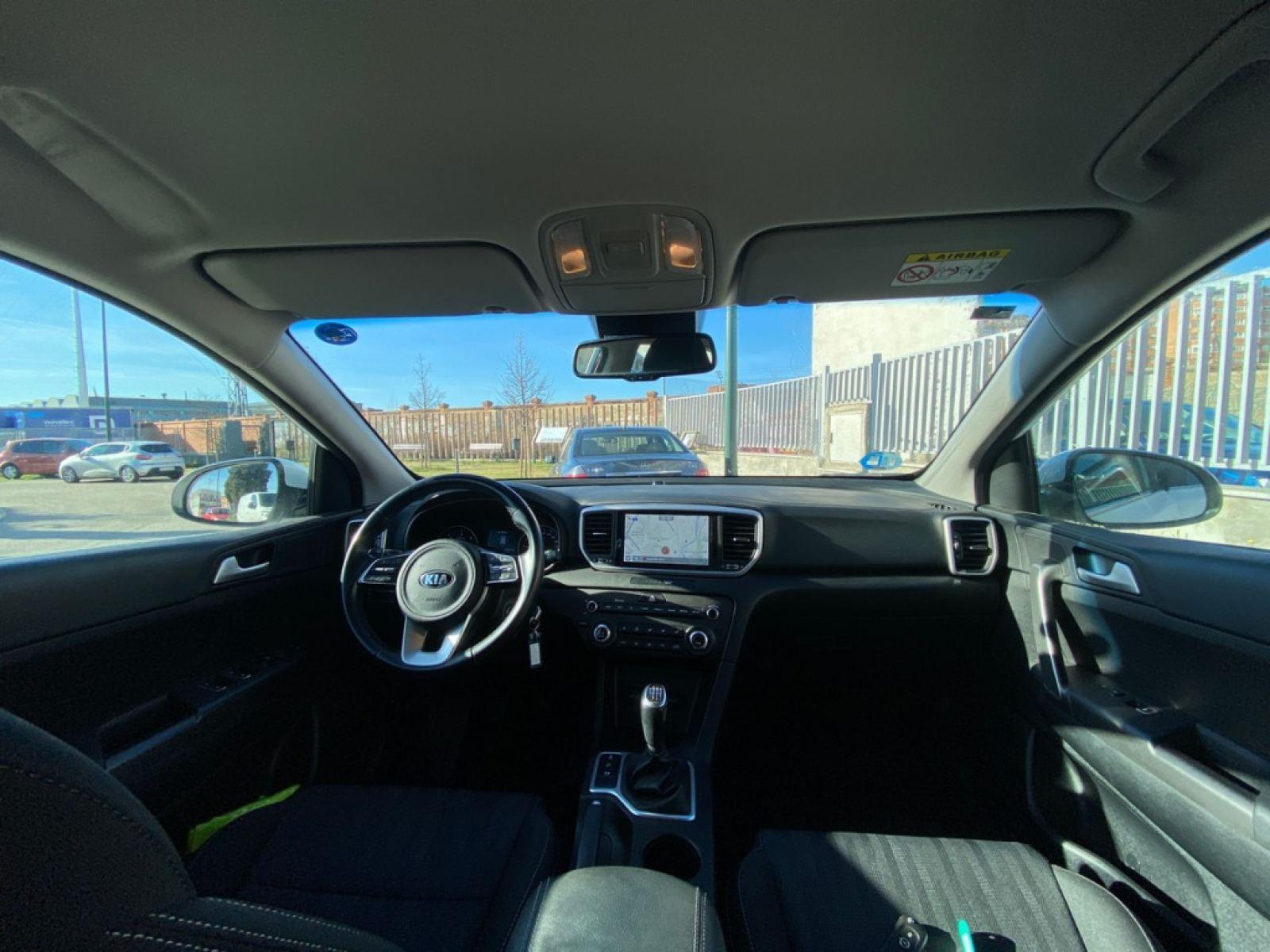 KIA SPORTAGE 1.6 MHEV Business 100kW (136CV) 4x4 8