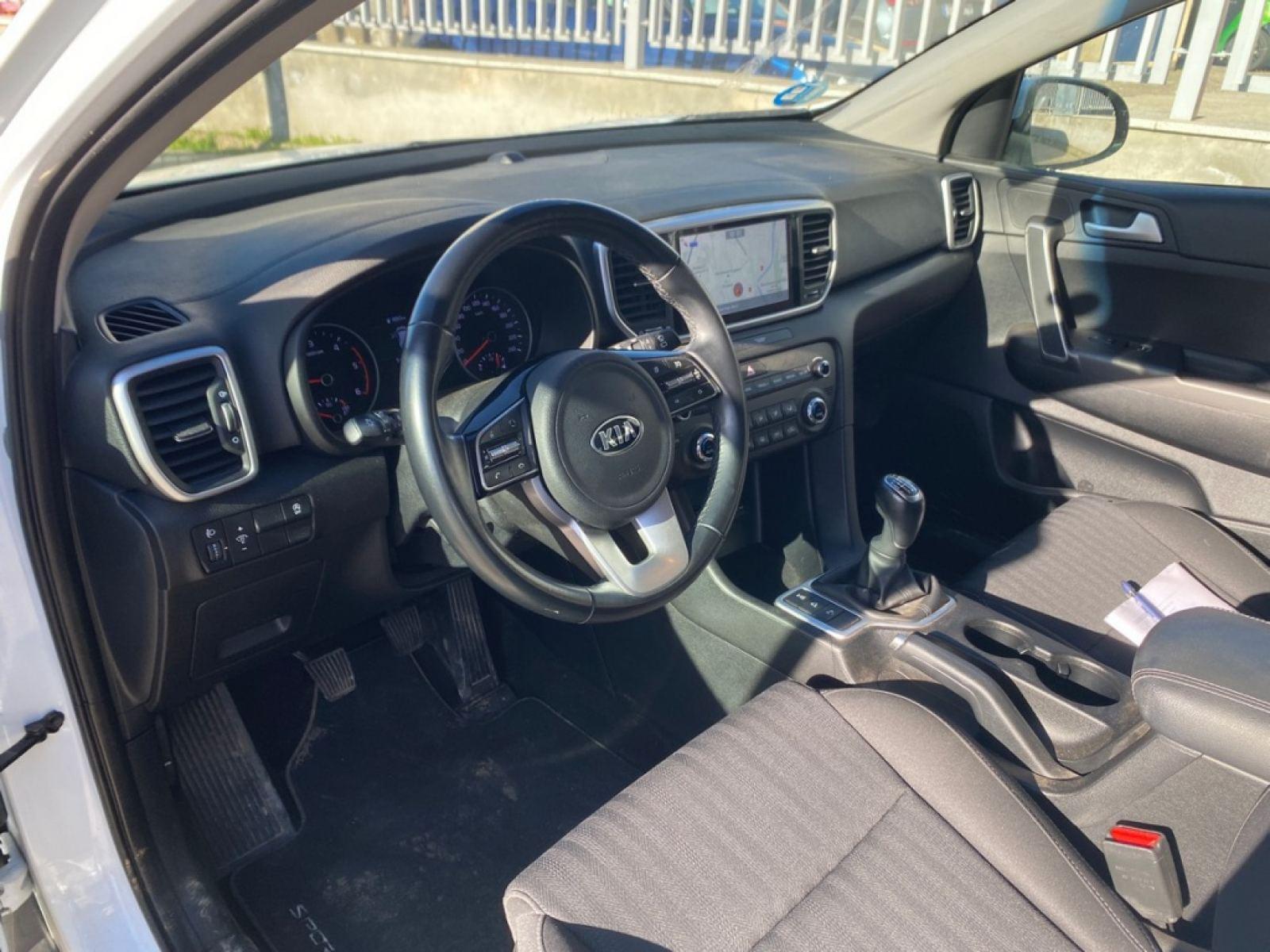 KIA SPORTAGE 1.6 MHEV Business 100kW (136CV) 4x4 13