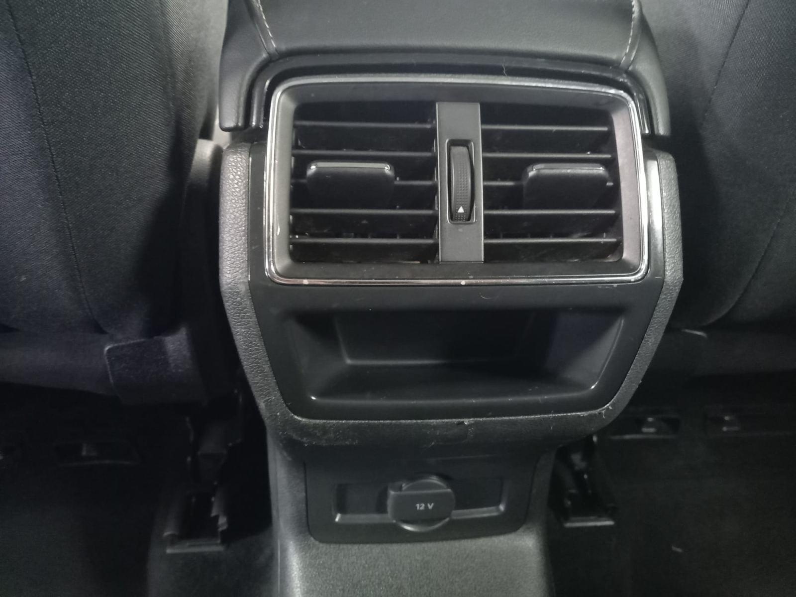 SKODA KAROQ 2.0 TDI 110kW (150CV) DSG 4X4 Ambition 27 