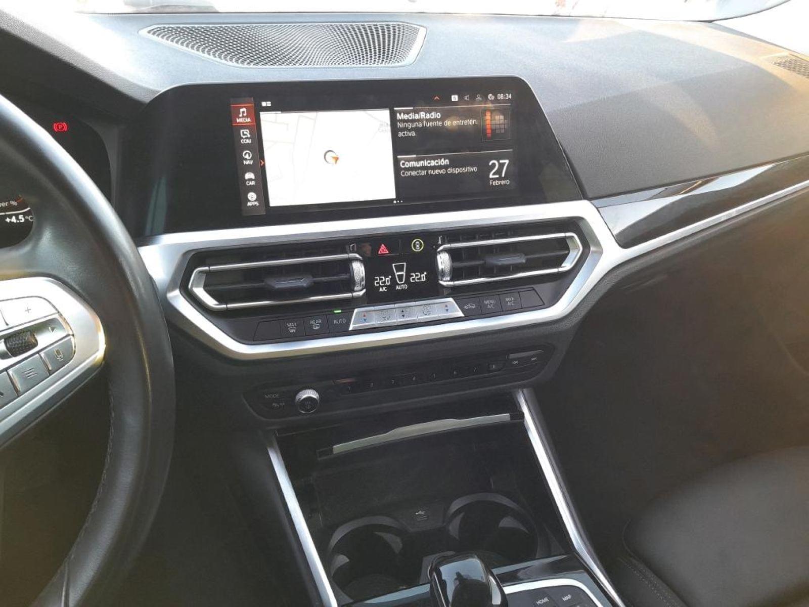 BMW SERIE 3 318d Auto.Touring 11 