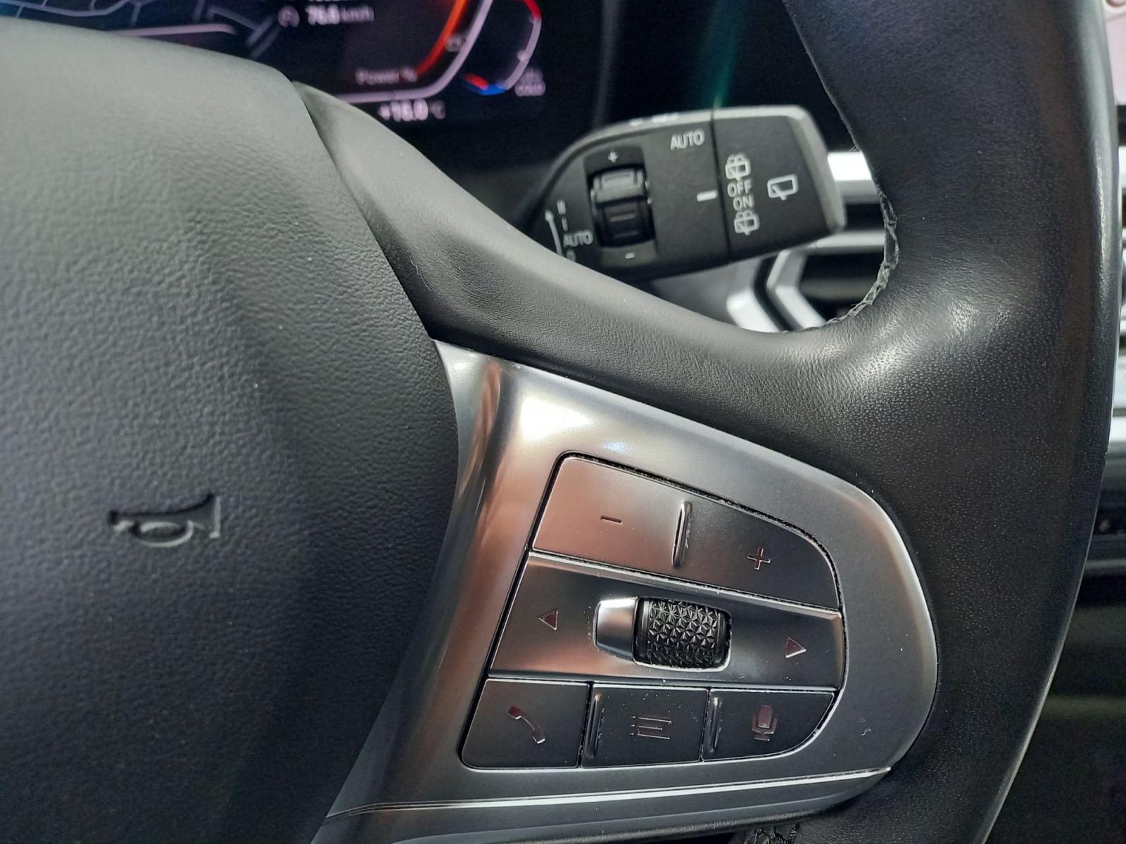 BMW SERIE 3 318d Auto.Touring 12 