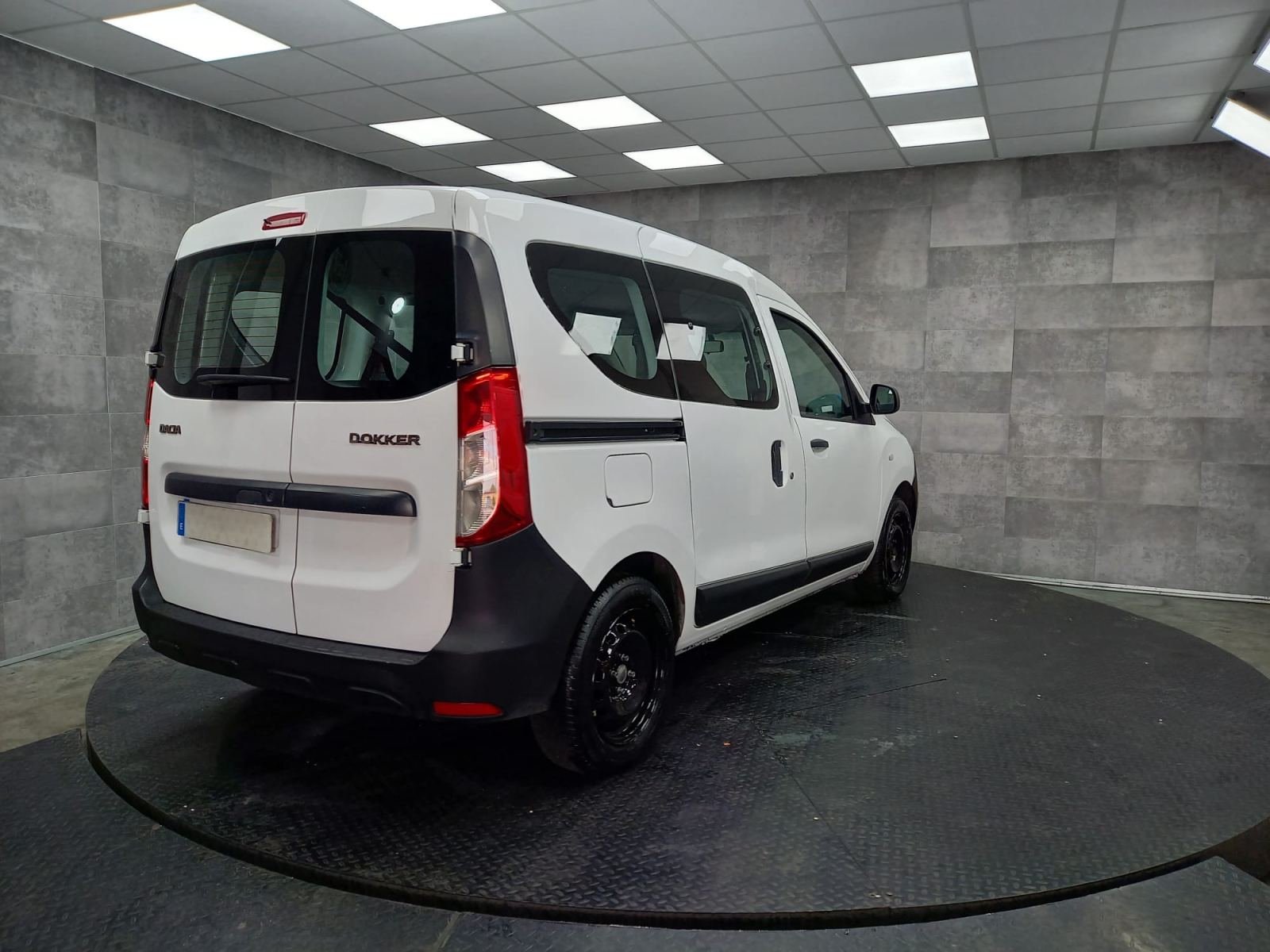 DACIA DOKKER COMBI Essential 1.6 80kW 110CV ECO-GLP 7