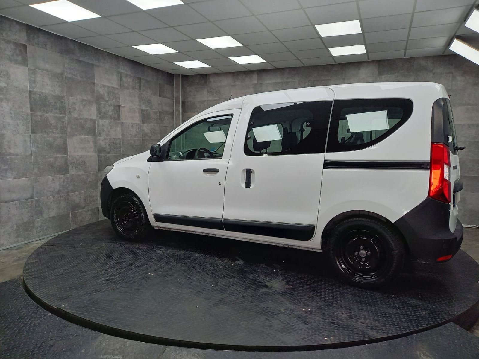 DACIA DOKKER COMBI Essential 1.6 80kW 110CV ECO-GLP 8