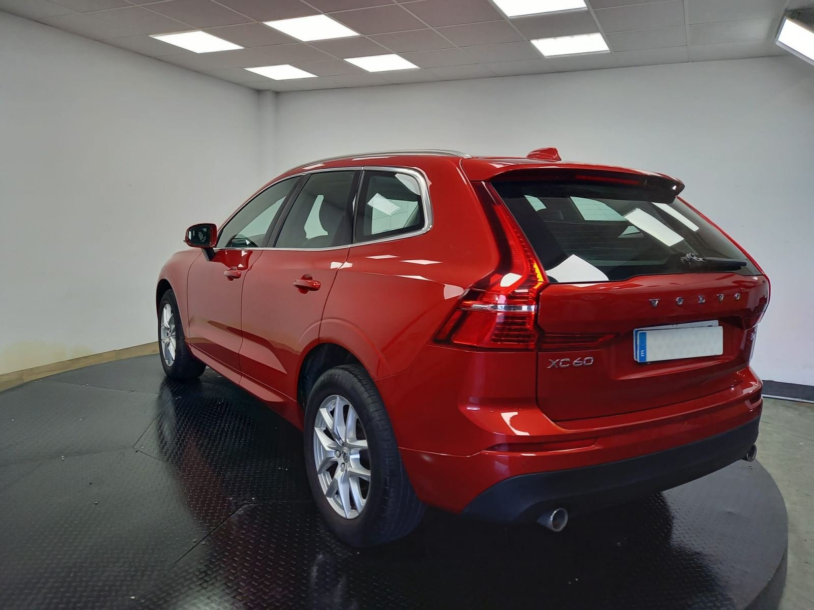 VOLVO XC60 todoterreno 2.0 D4 Business Plus Auto 5