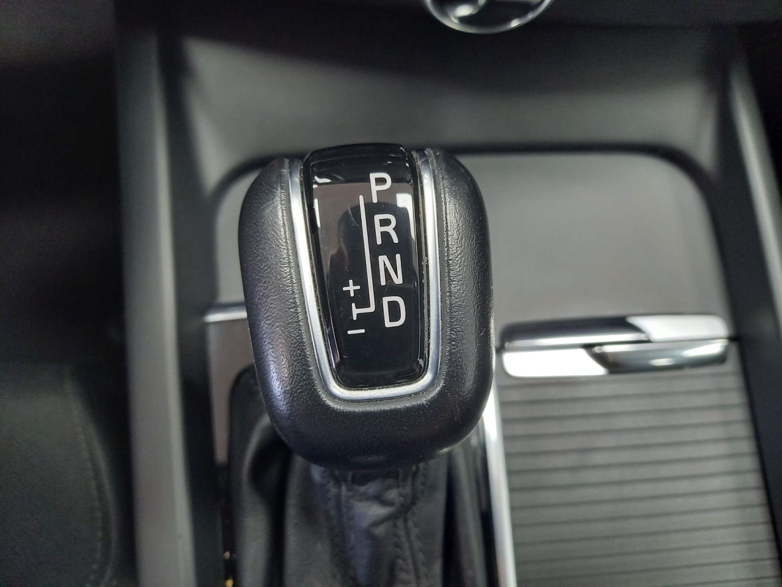 VOLVO XC60 todoterreno 2.0 D4 Business Plus Auto 18