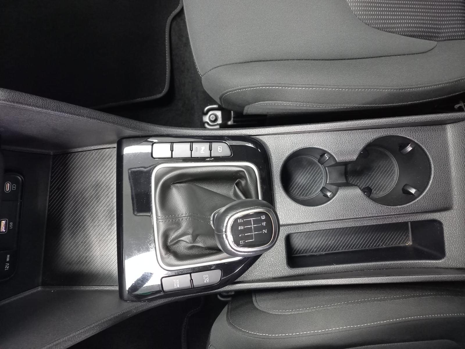 KIA SPORTAGE 1.6 T-GDi MHEV 112kW (150CV) Drive 4X2 21 