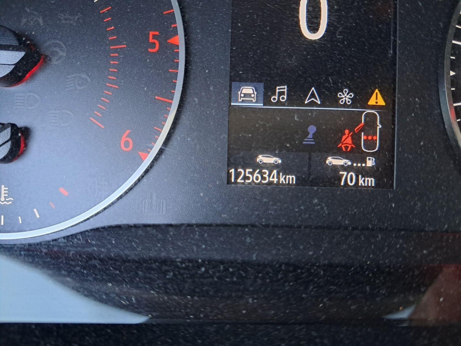 RENAULT MéGANE Life Blue dCi 85 kW (115CV) 8